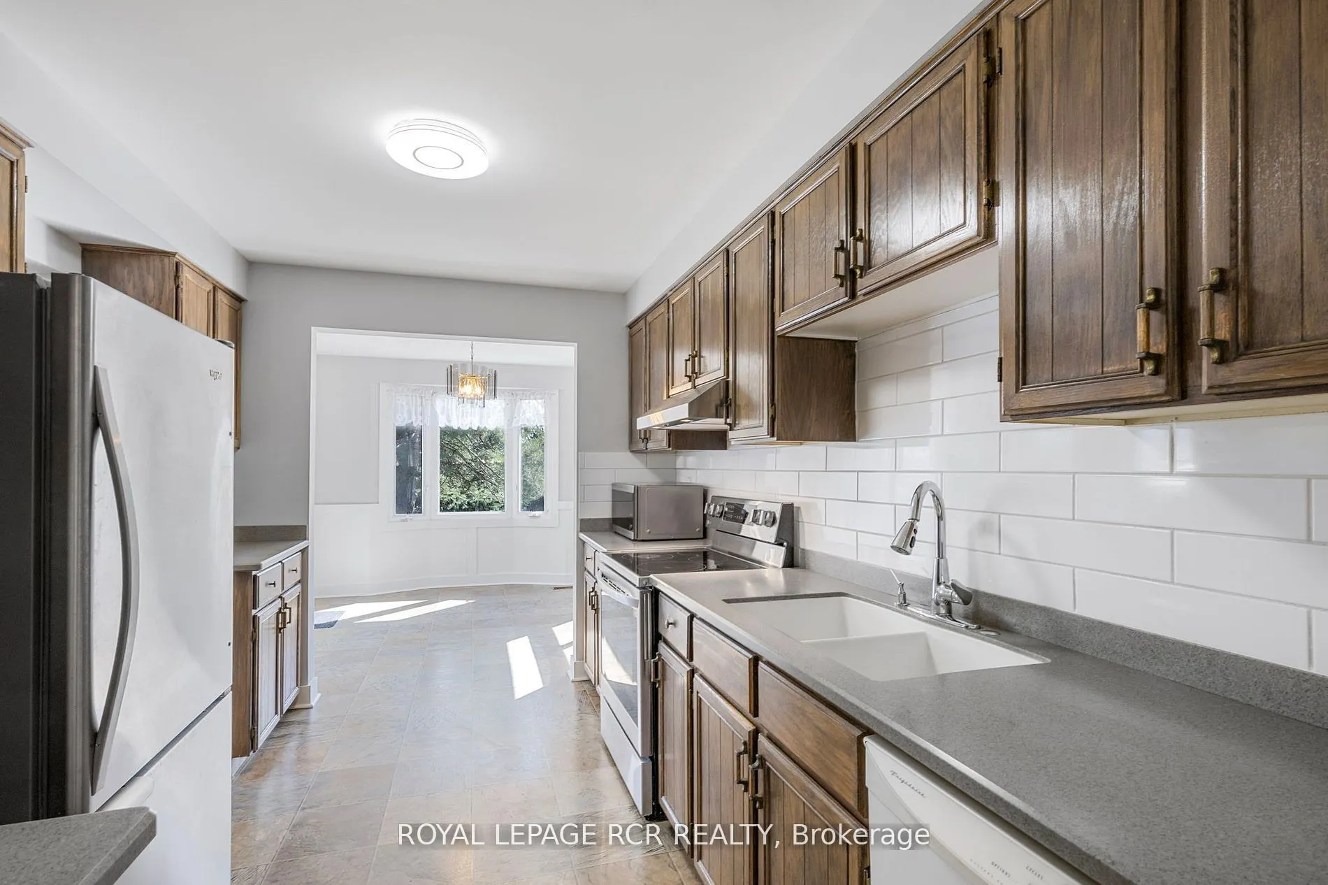 80 Woodside Drive