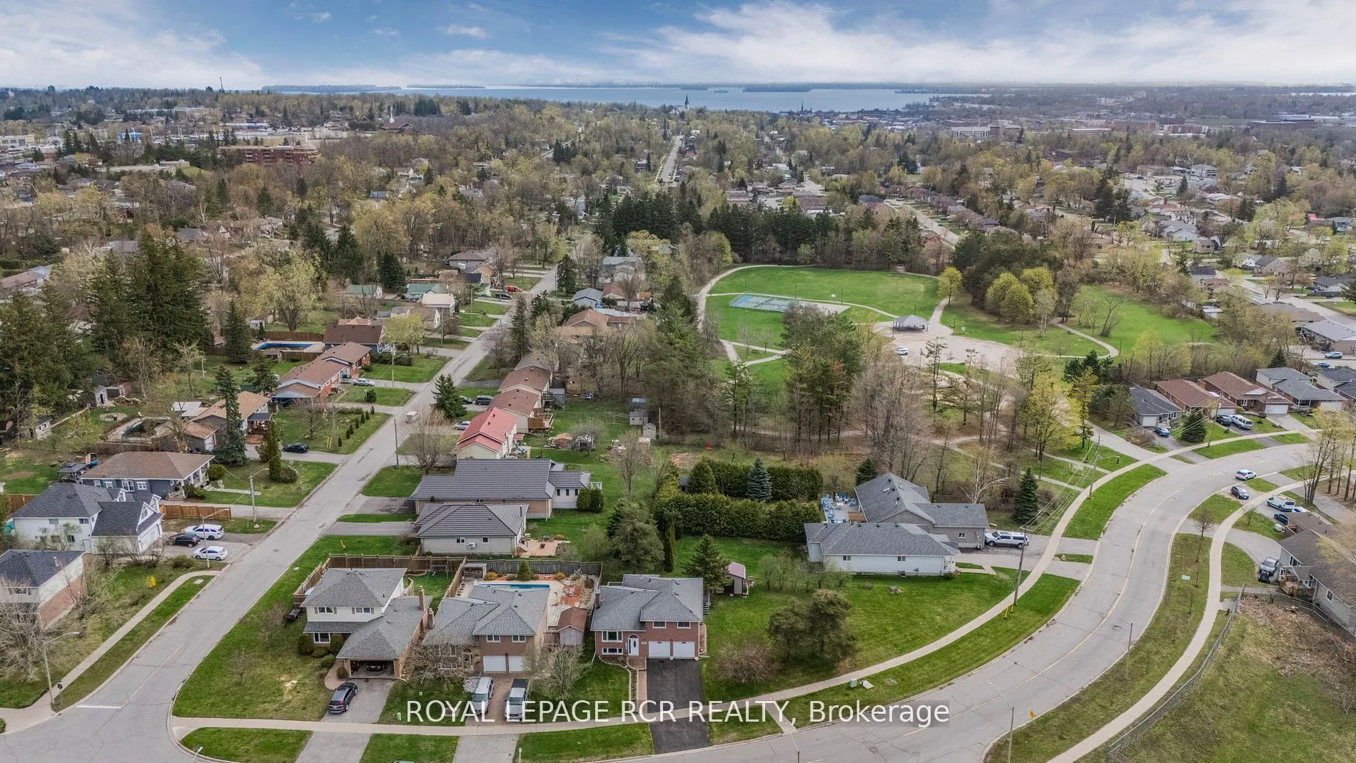 80 Woodside Drive