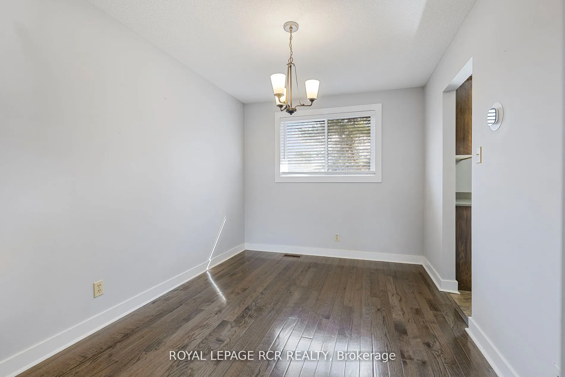 80 Woodside Drive
