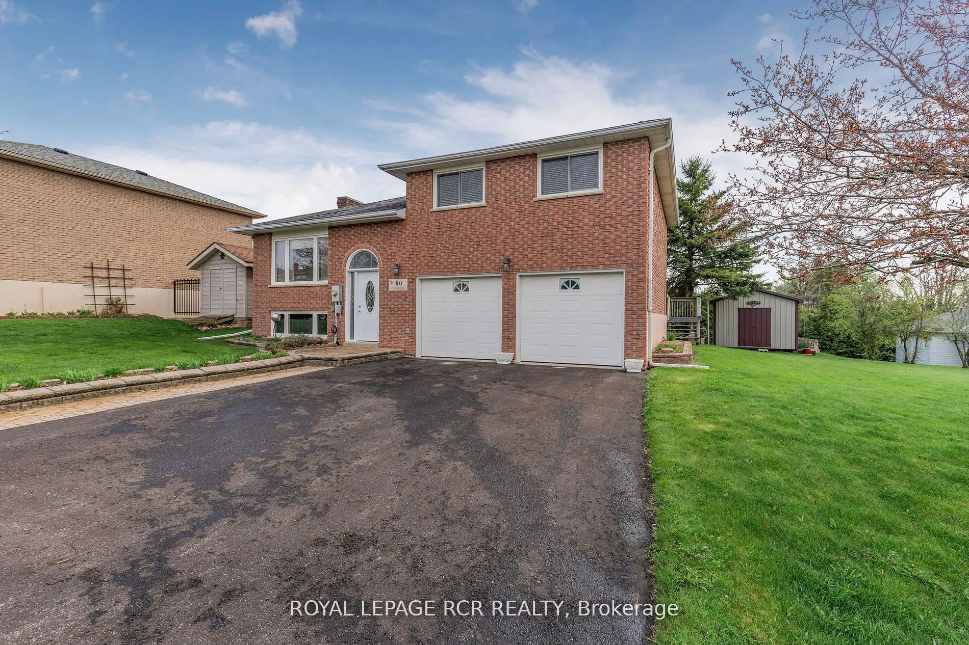 80 Woodside Drive