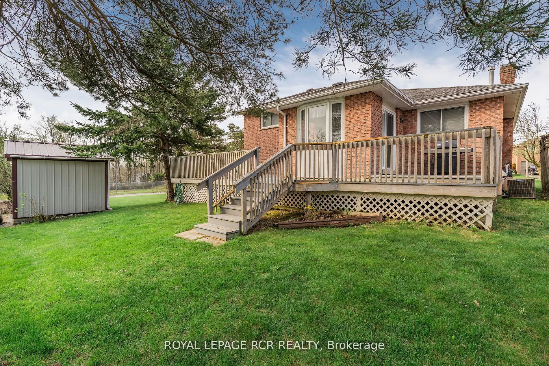 80 Woodside Drive