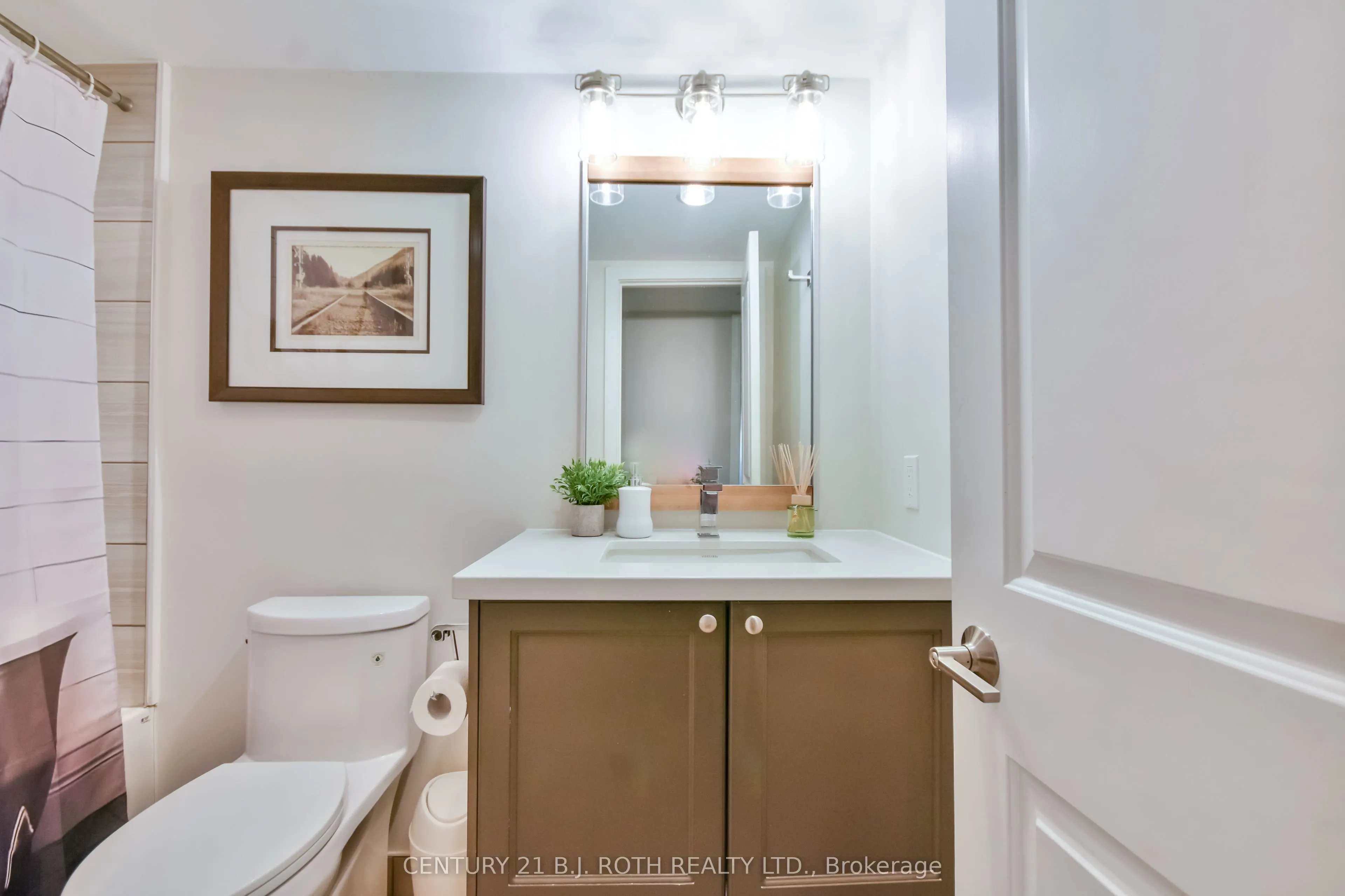 80 Horseshoe Boulevard, #406