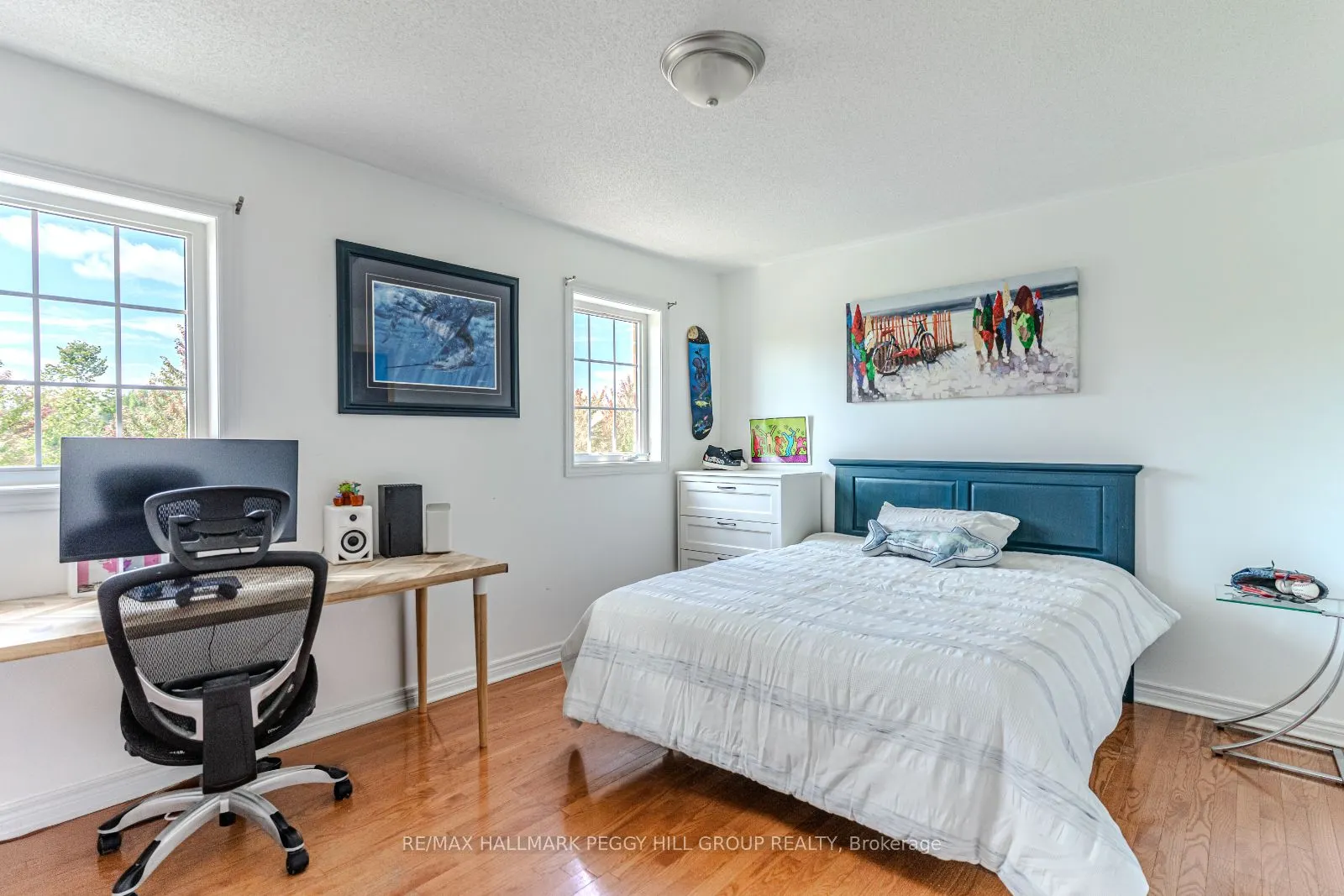 64 Lake Crescent