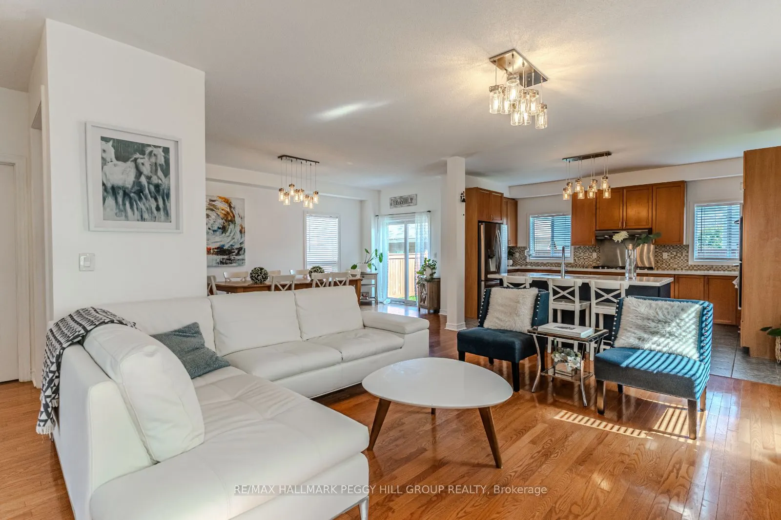 64 Lake Crescent