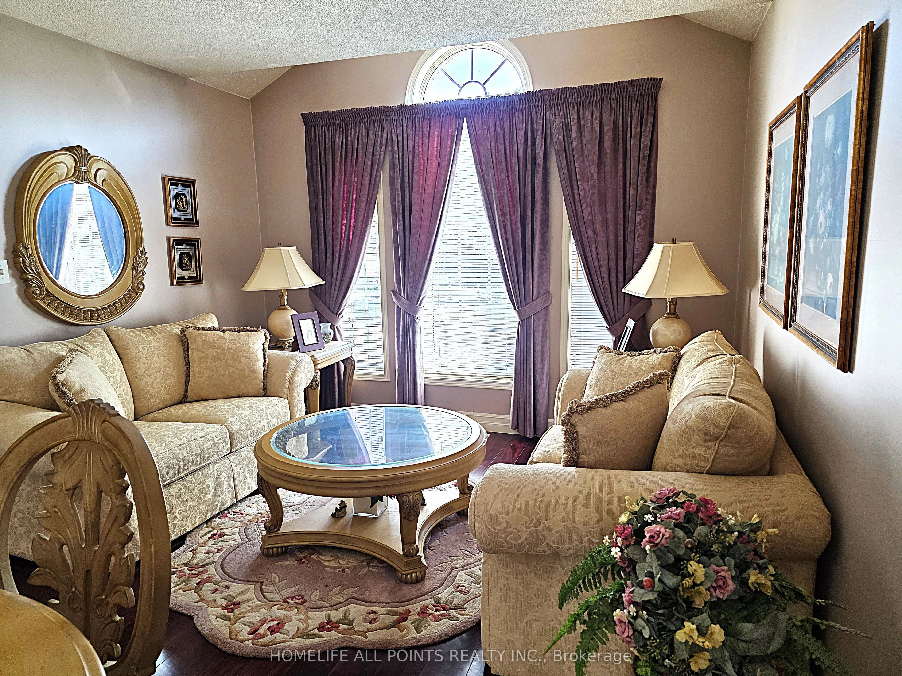 28 Cranberry Heights