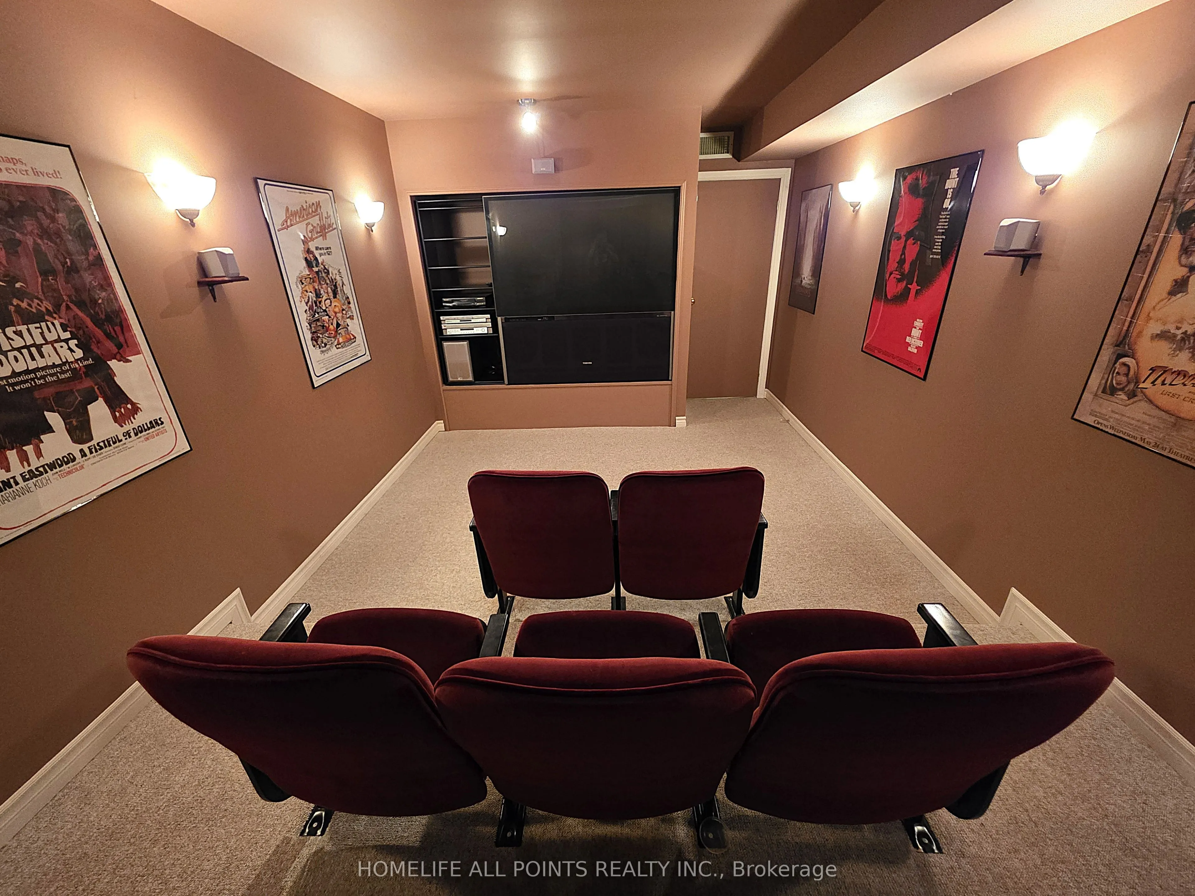 28 Cranberry Heights