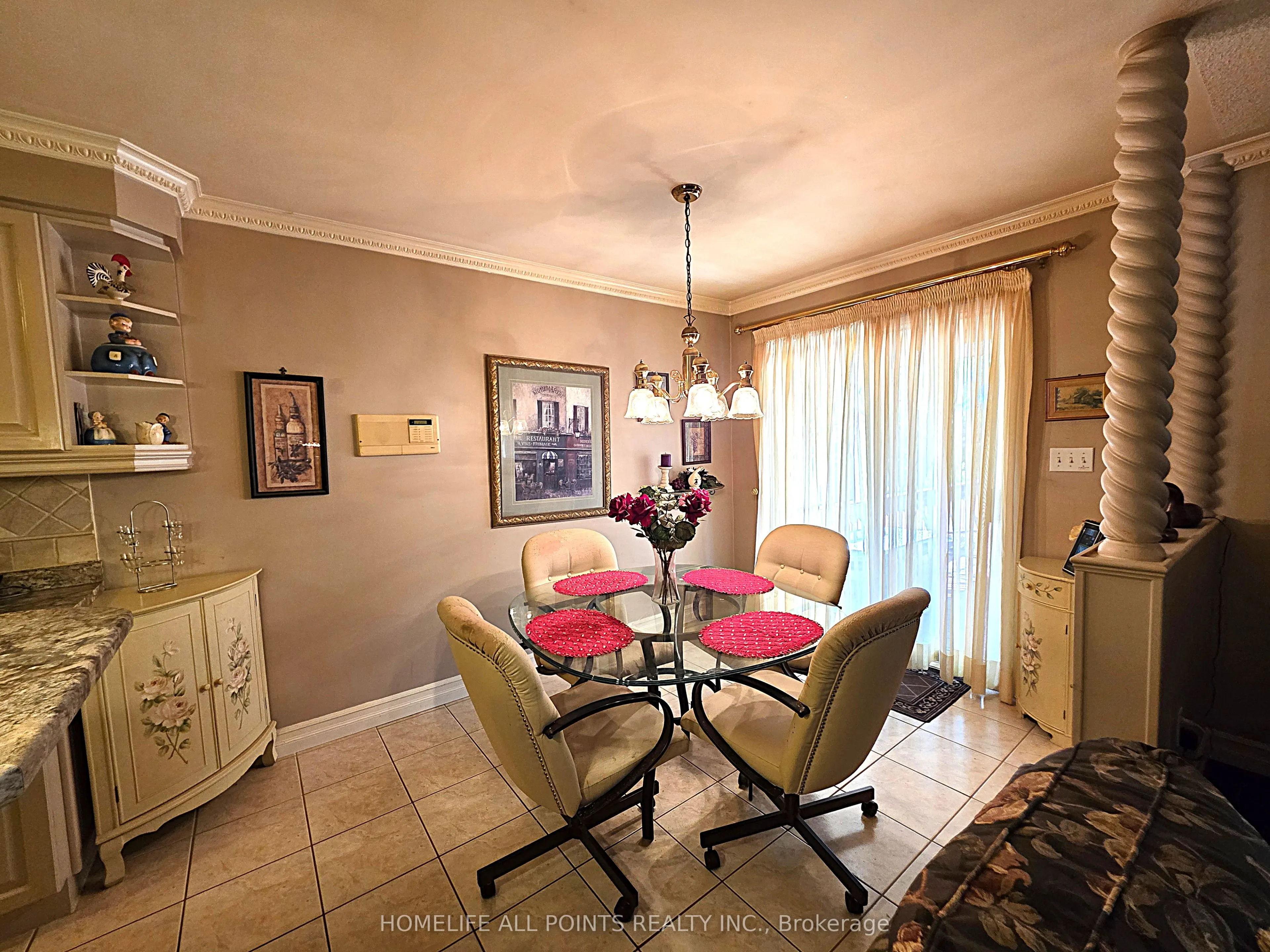 28 Cranberry Heights