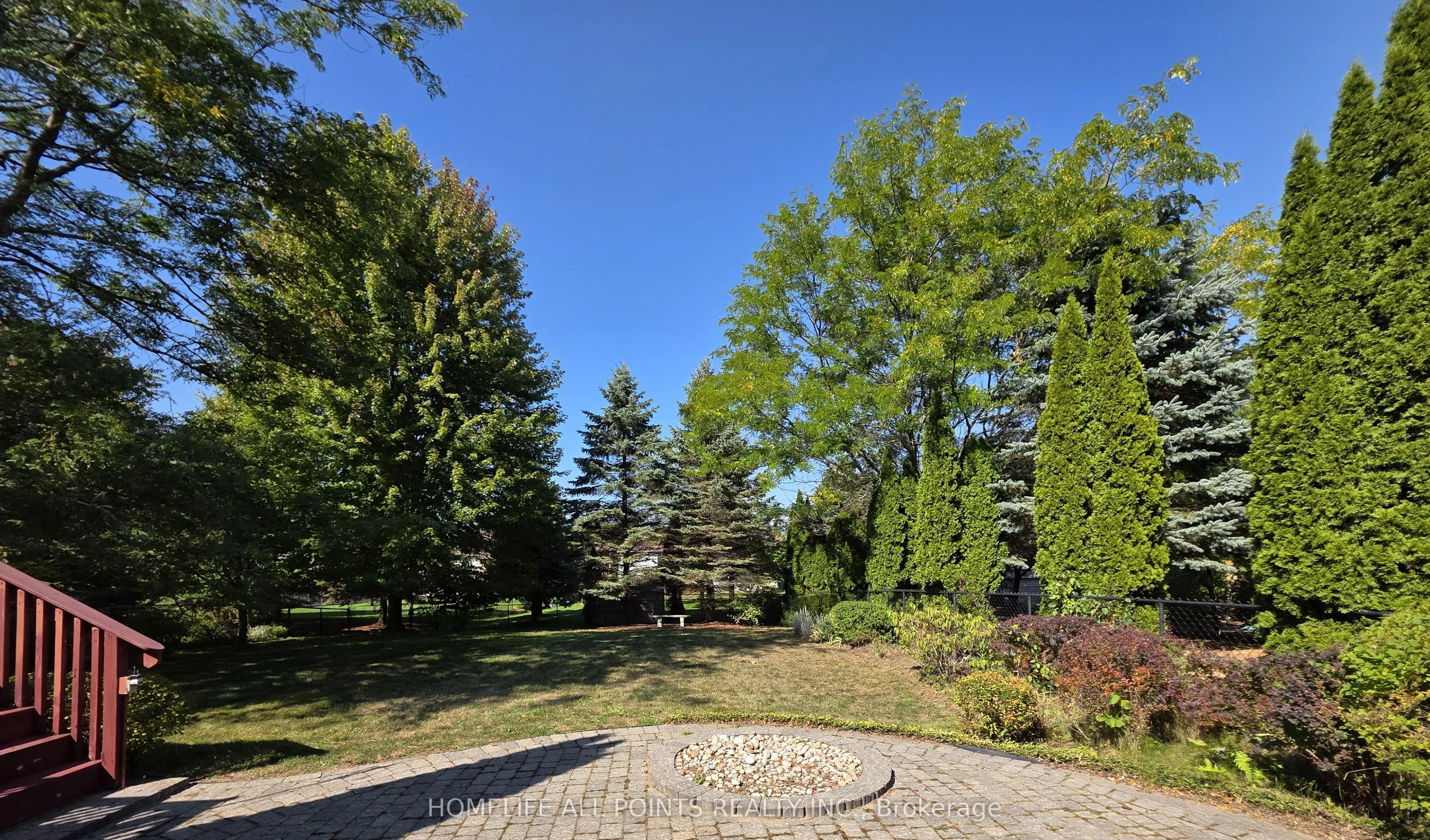 28 Cranberry Heights