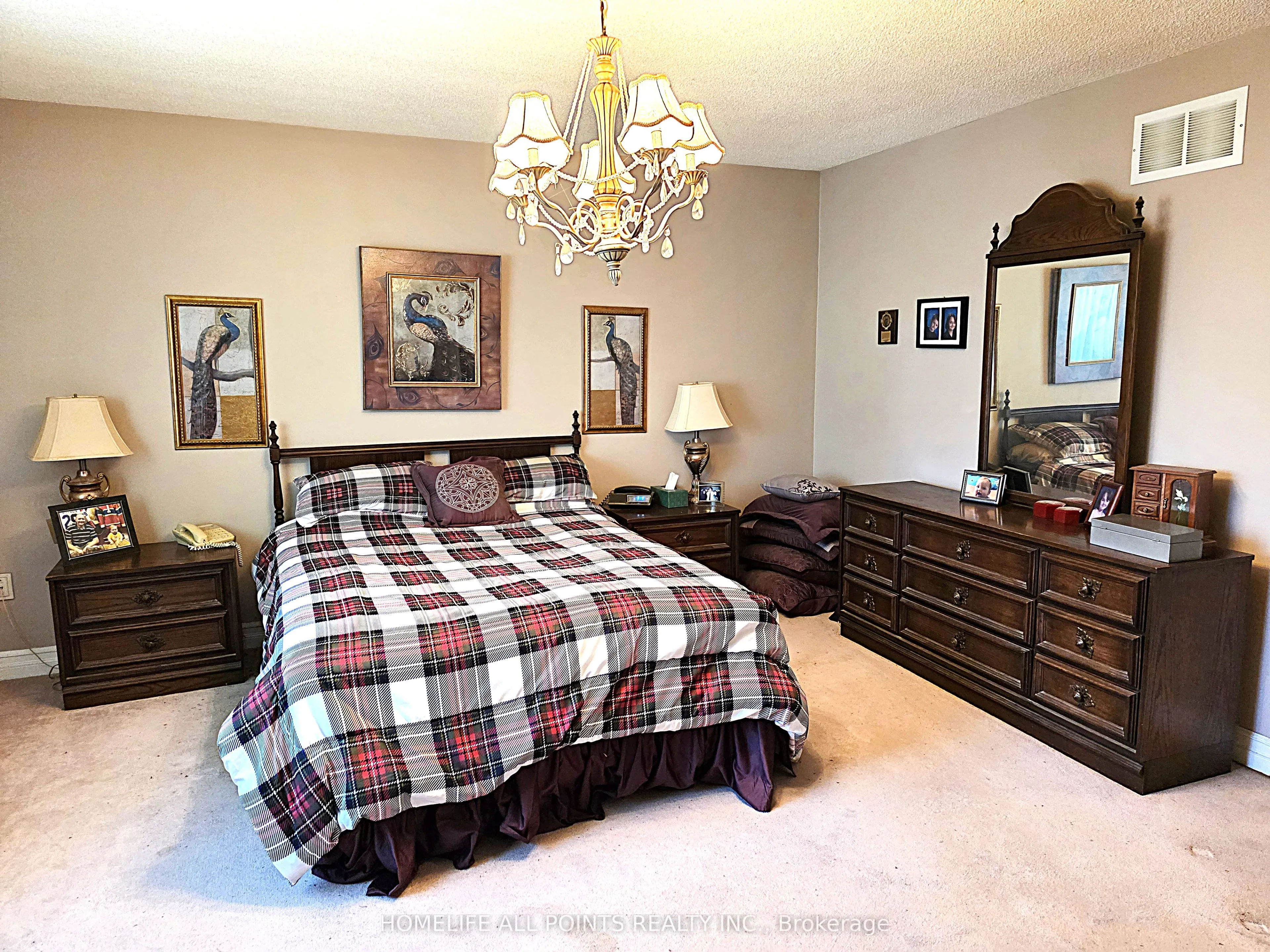 28 Cranberry Heights