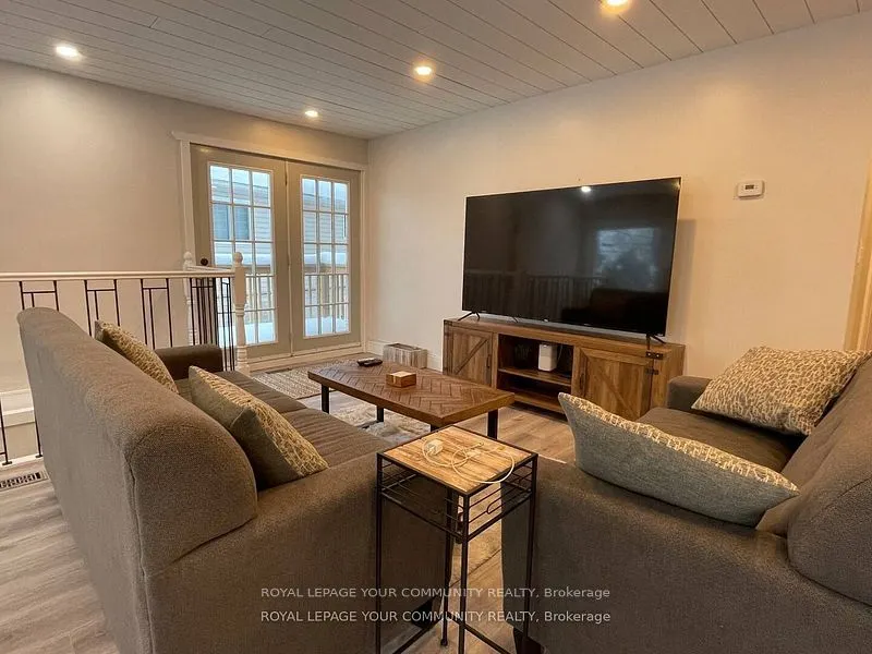 329 Robins Point Road