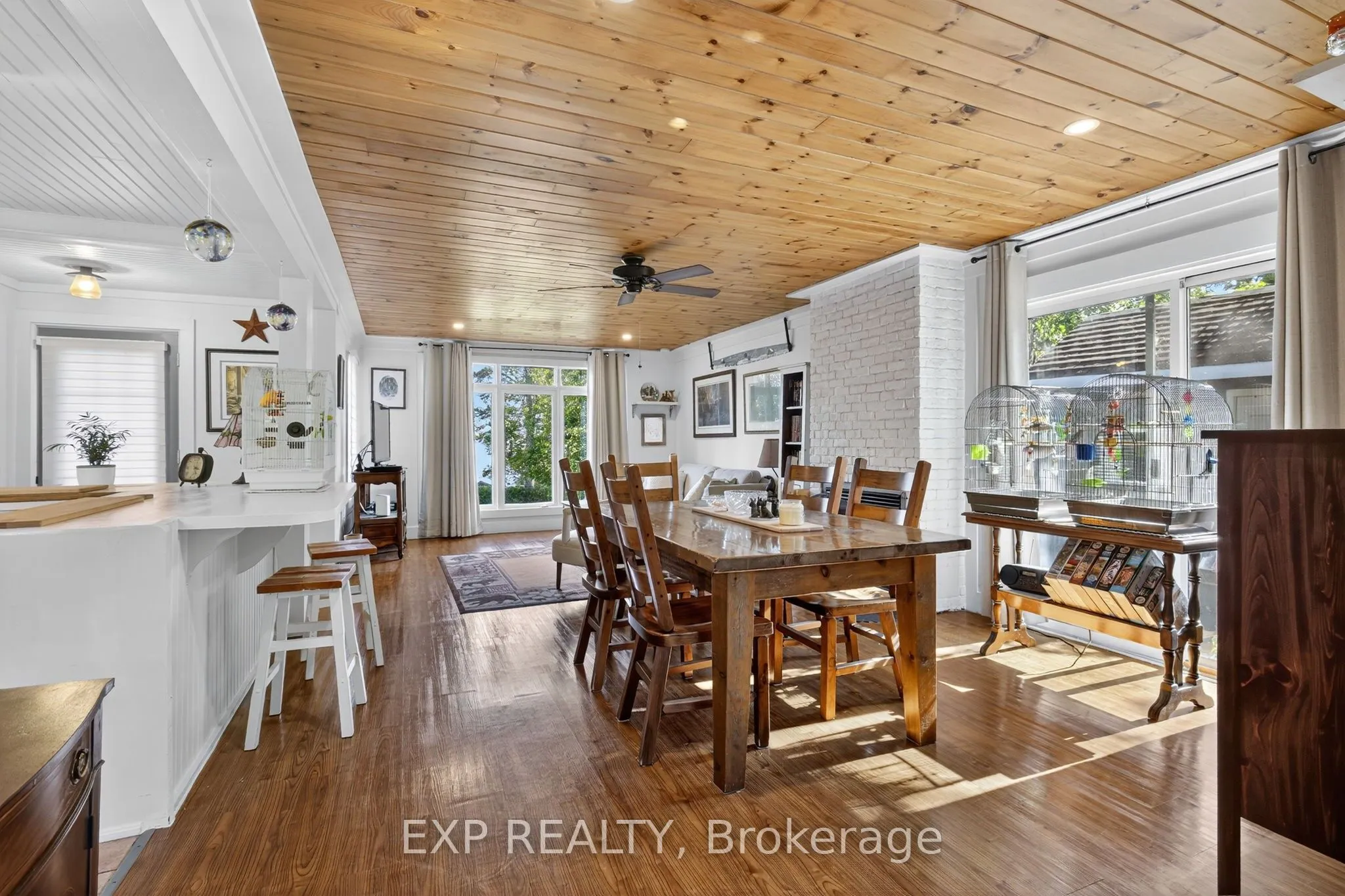 481 Lakeshore Road E
