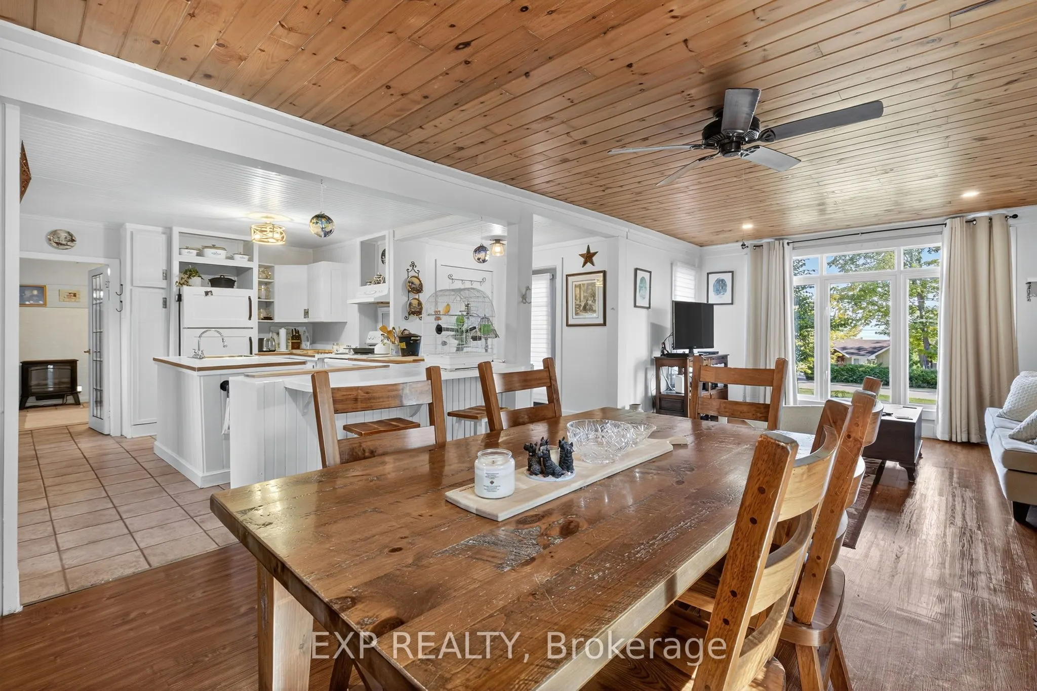 481 Lakeshore Road E