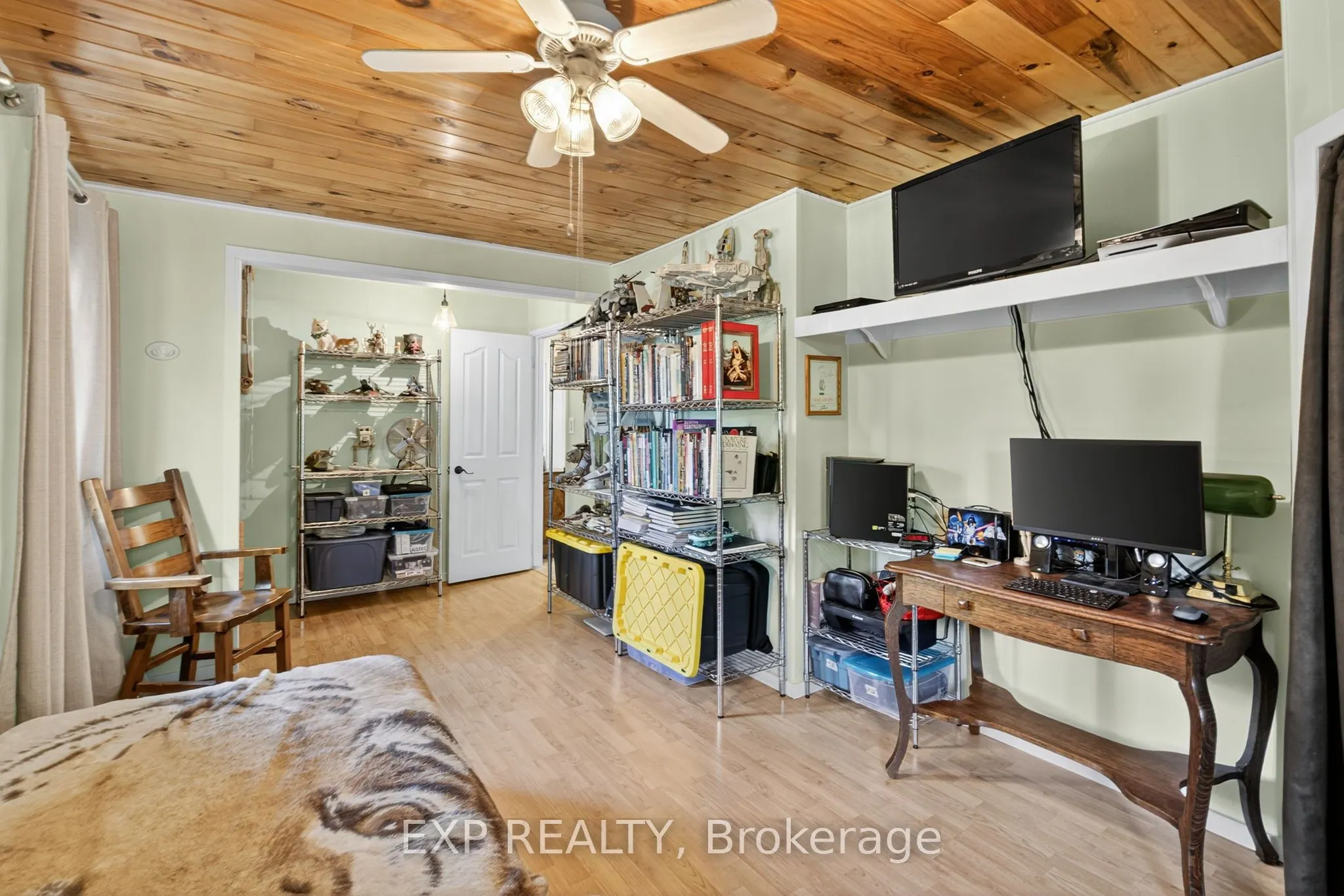 481 Lakeshore Road E