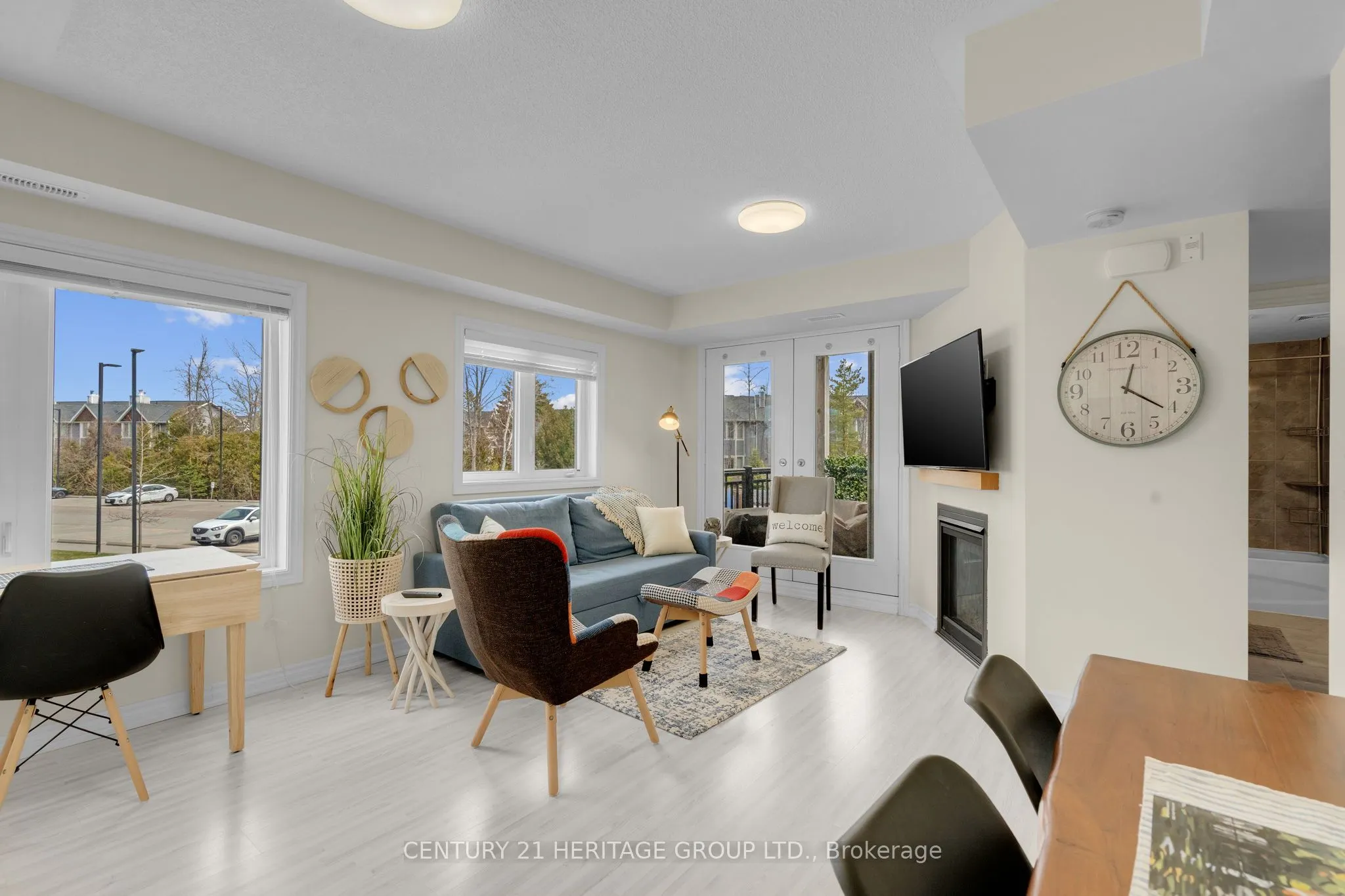 2 Anchorage Crescent, #200