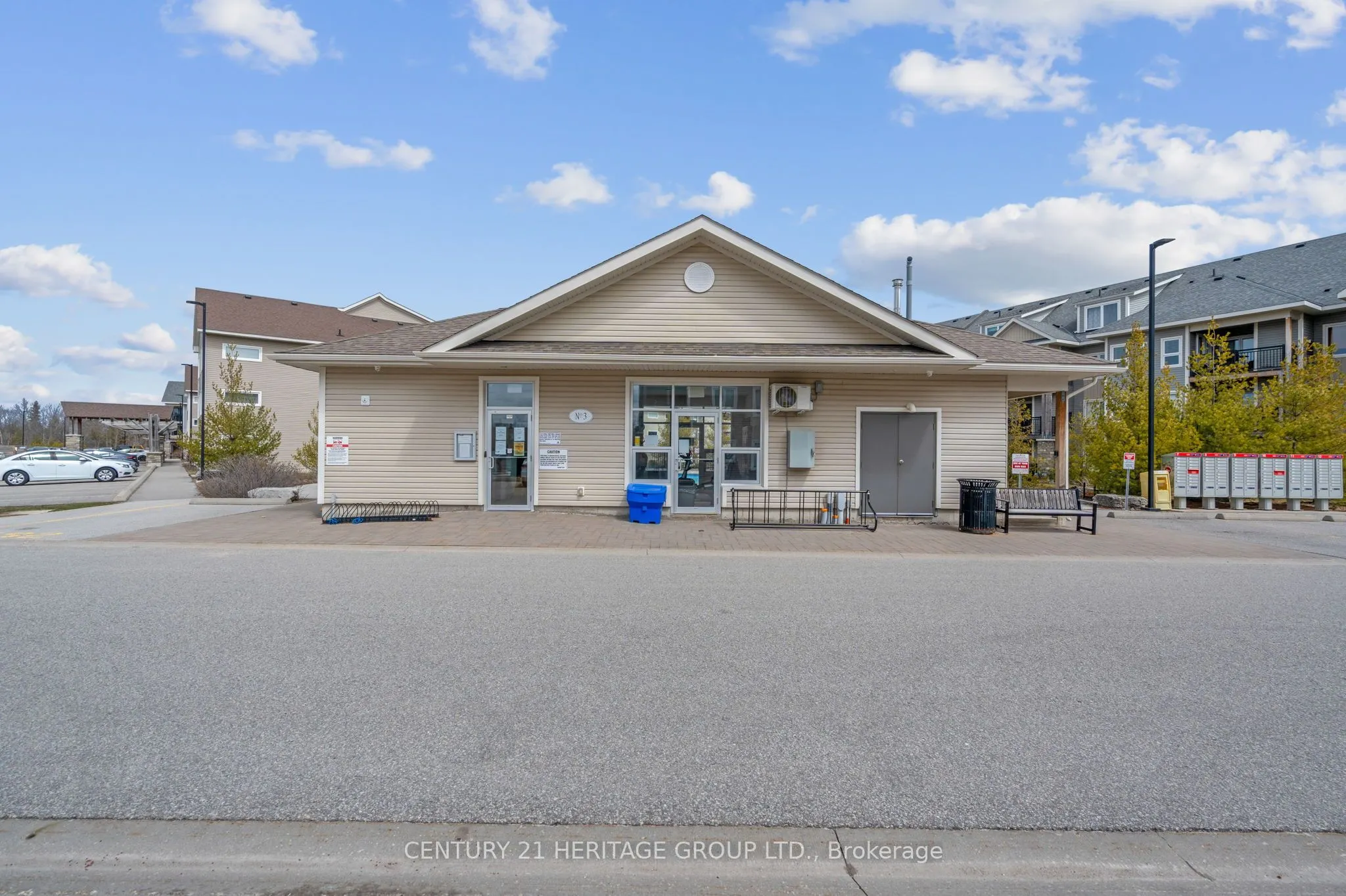 2 Anchorage Crescent, #200