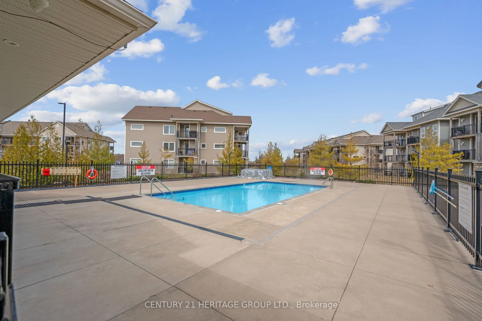 2 Anchorage Crescent, #200