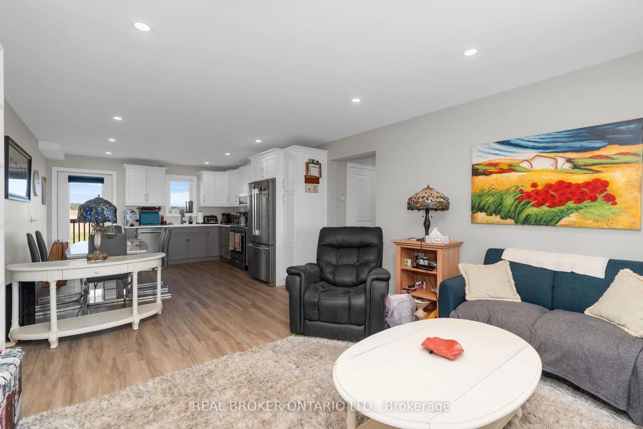 4542 6 SUNNIDALE Concession