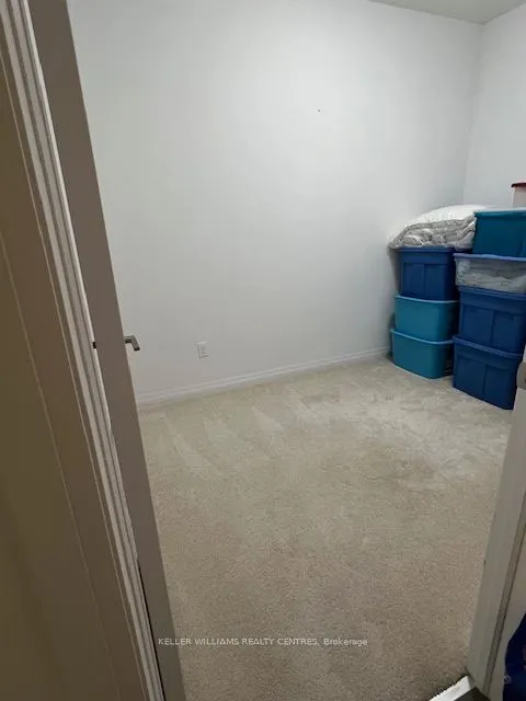 295 Cundles Road E, #107