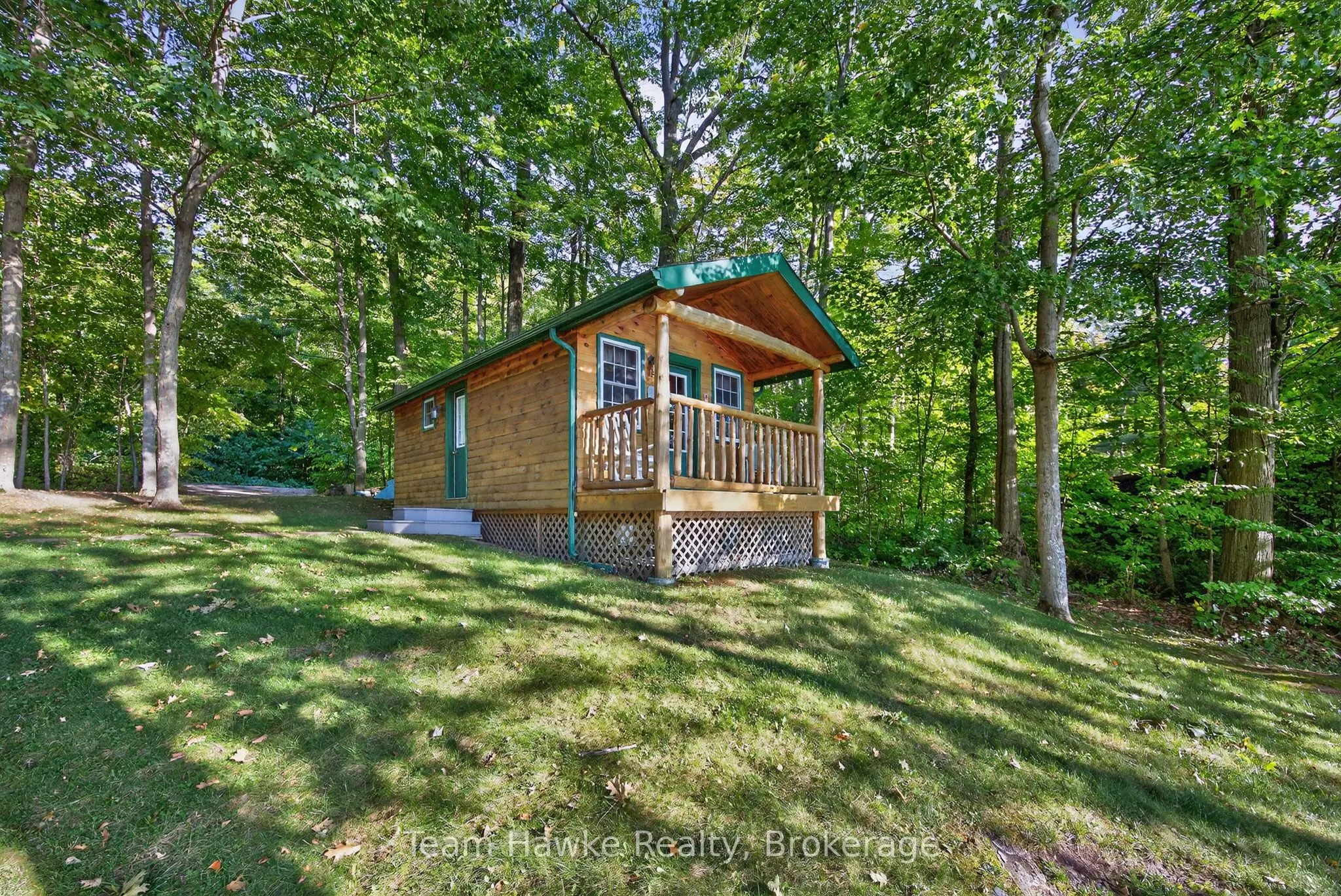 2082 Tiny Beaches Road N