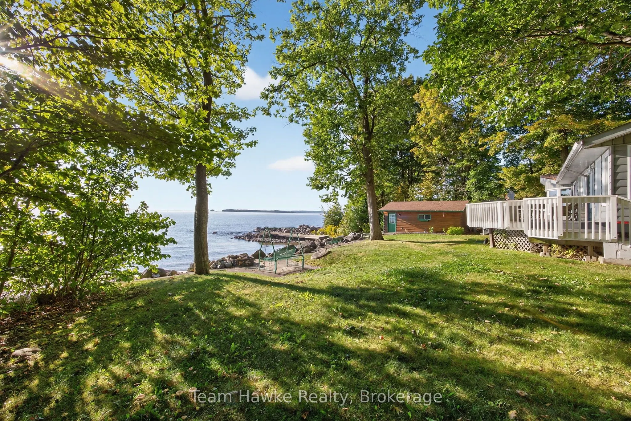 2082 Tiny Beaches Road N