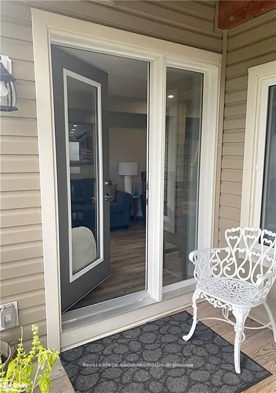 2 ANCHORAGE Crescent, #202