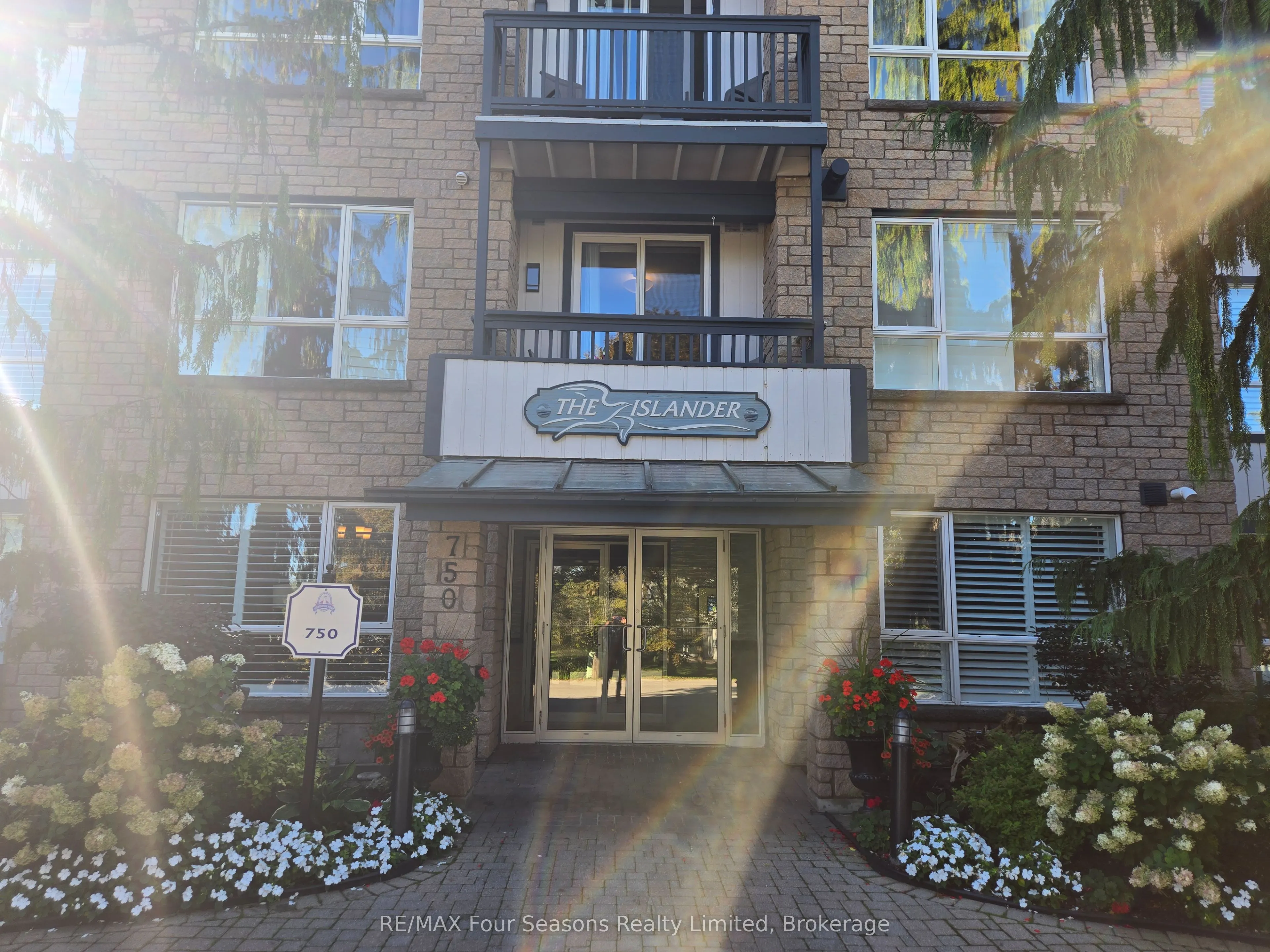 750 Johnston Park Avenue, #3005
