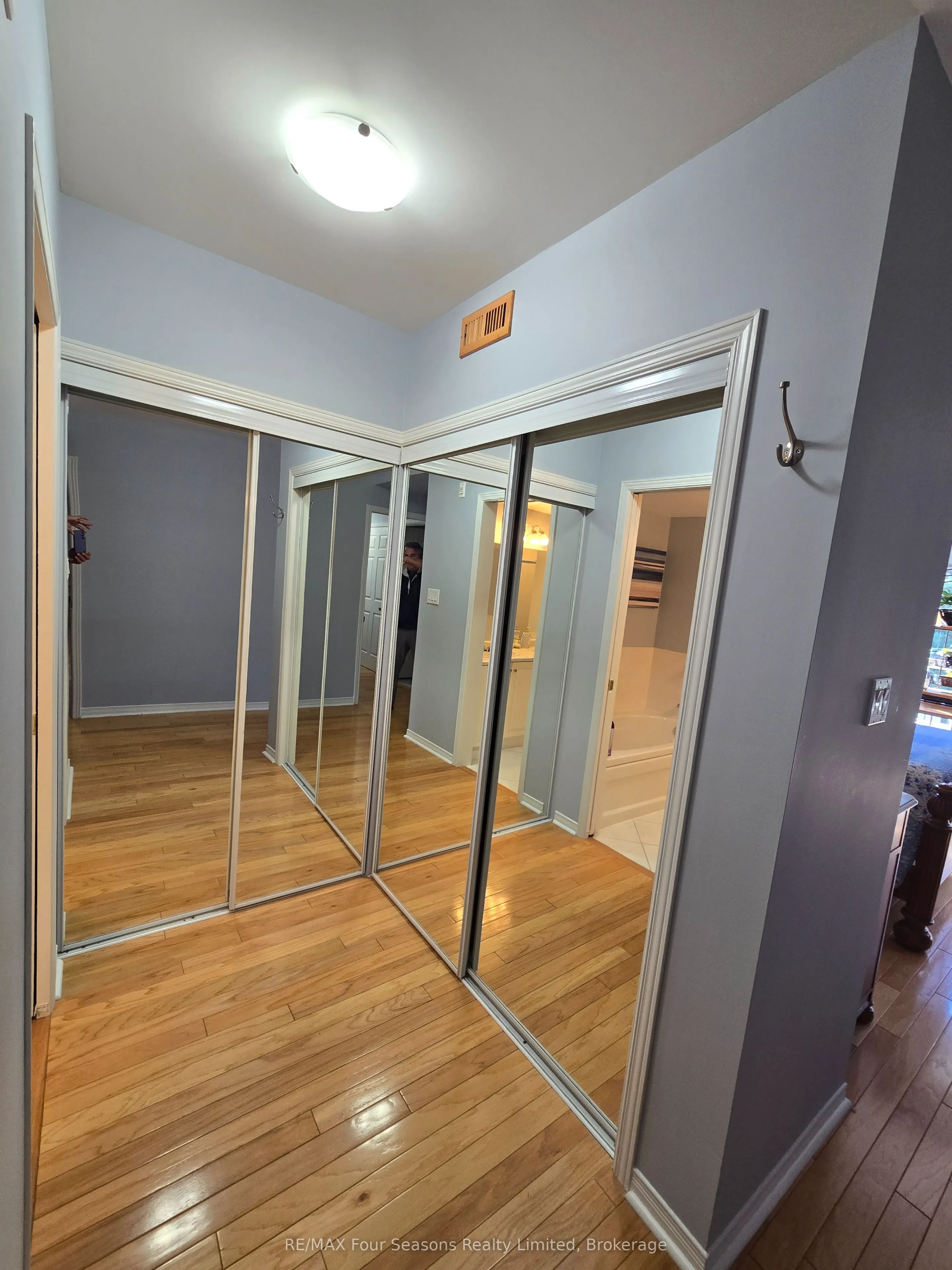 750 Johnston Park Avenue, #3005
