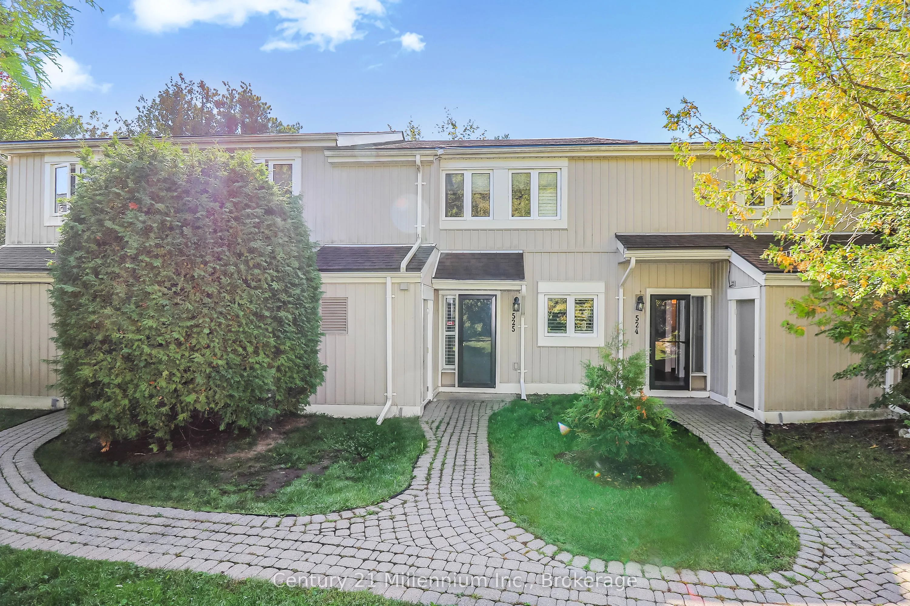 524 Oxbow Crescent, #4