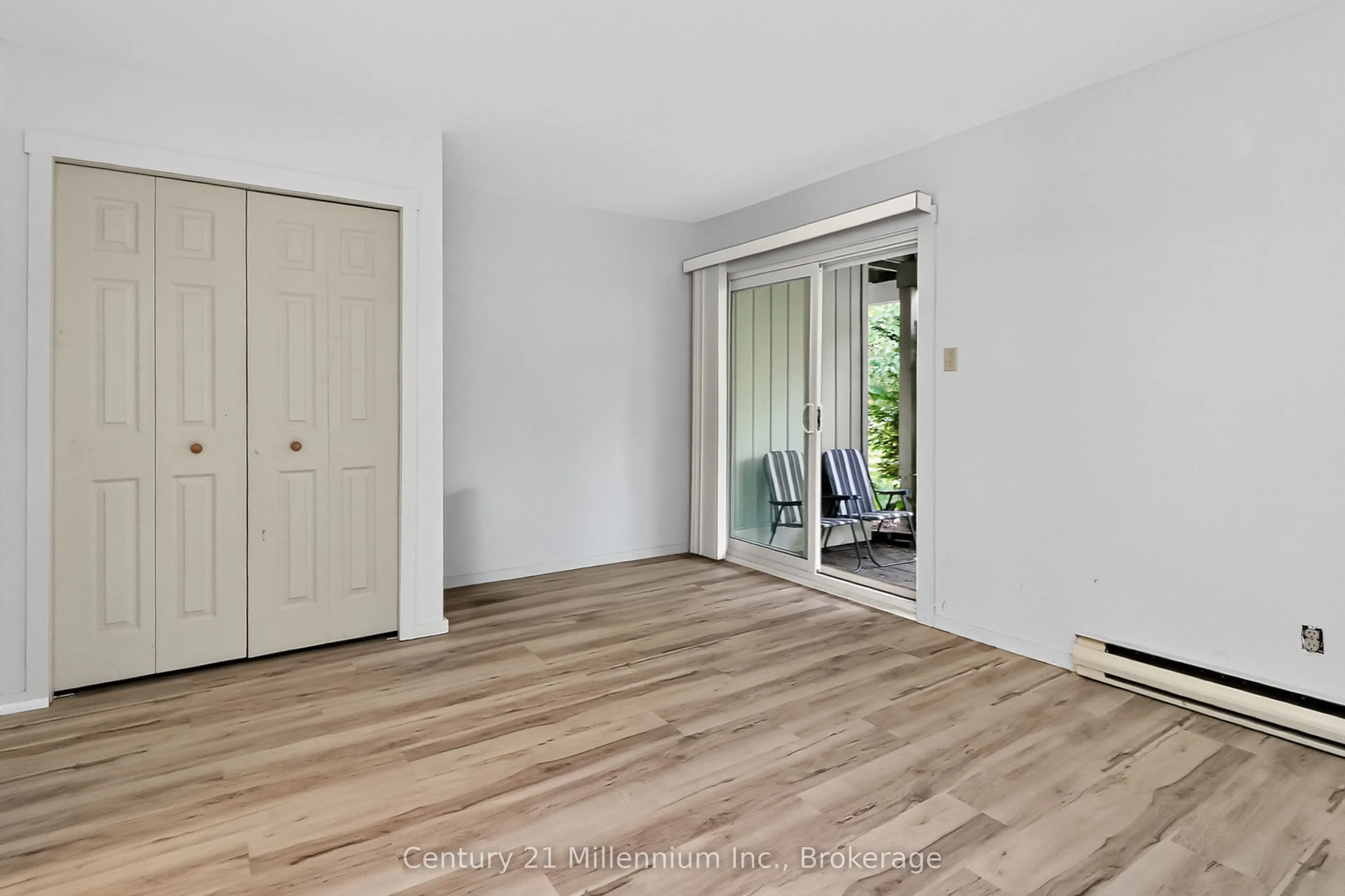 524 Oxbow Crescent, #4
