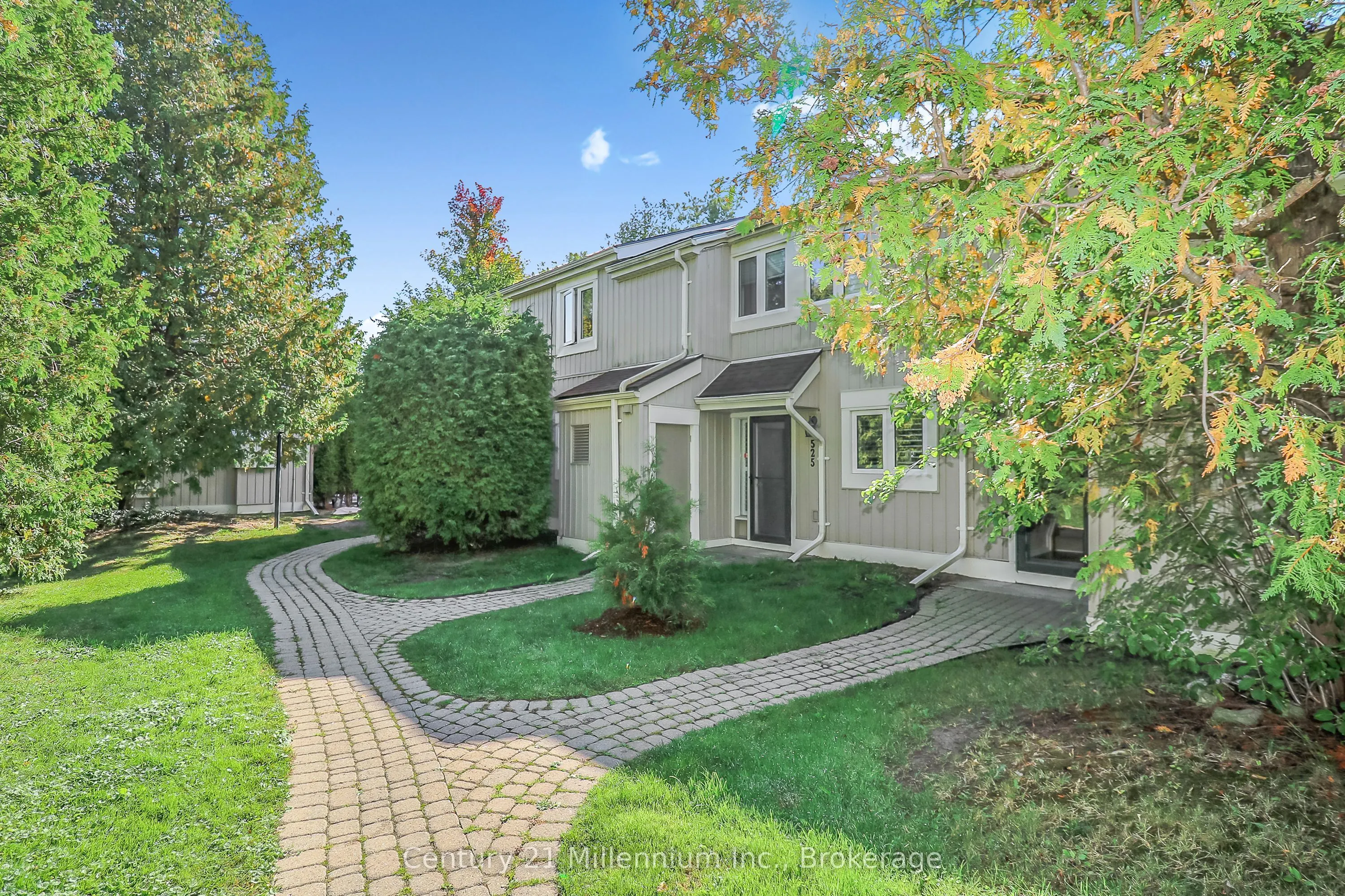 524 Oxbow Crescent, #4
