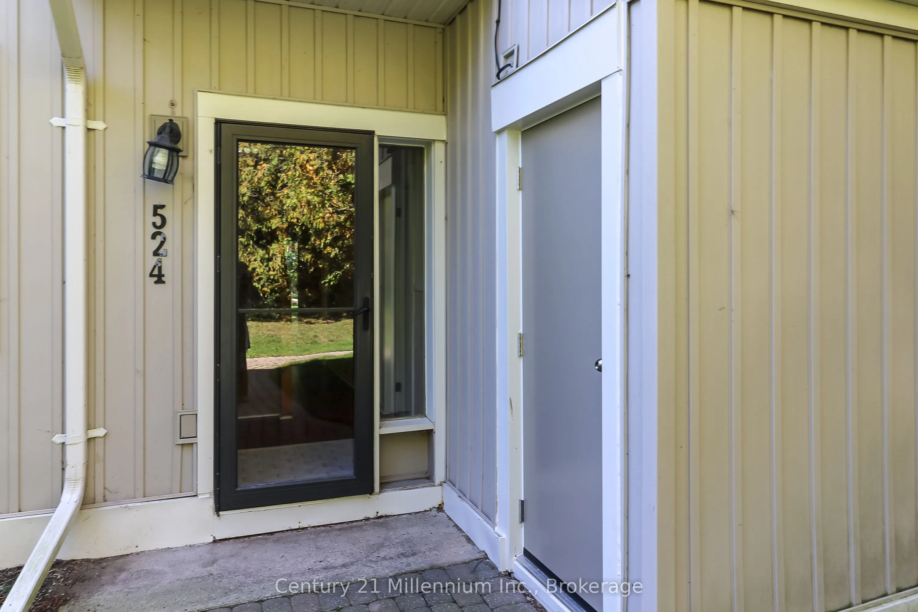 524 Oxbow Crescent, #4