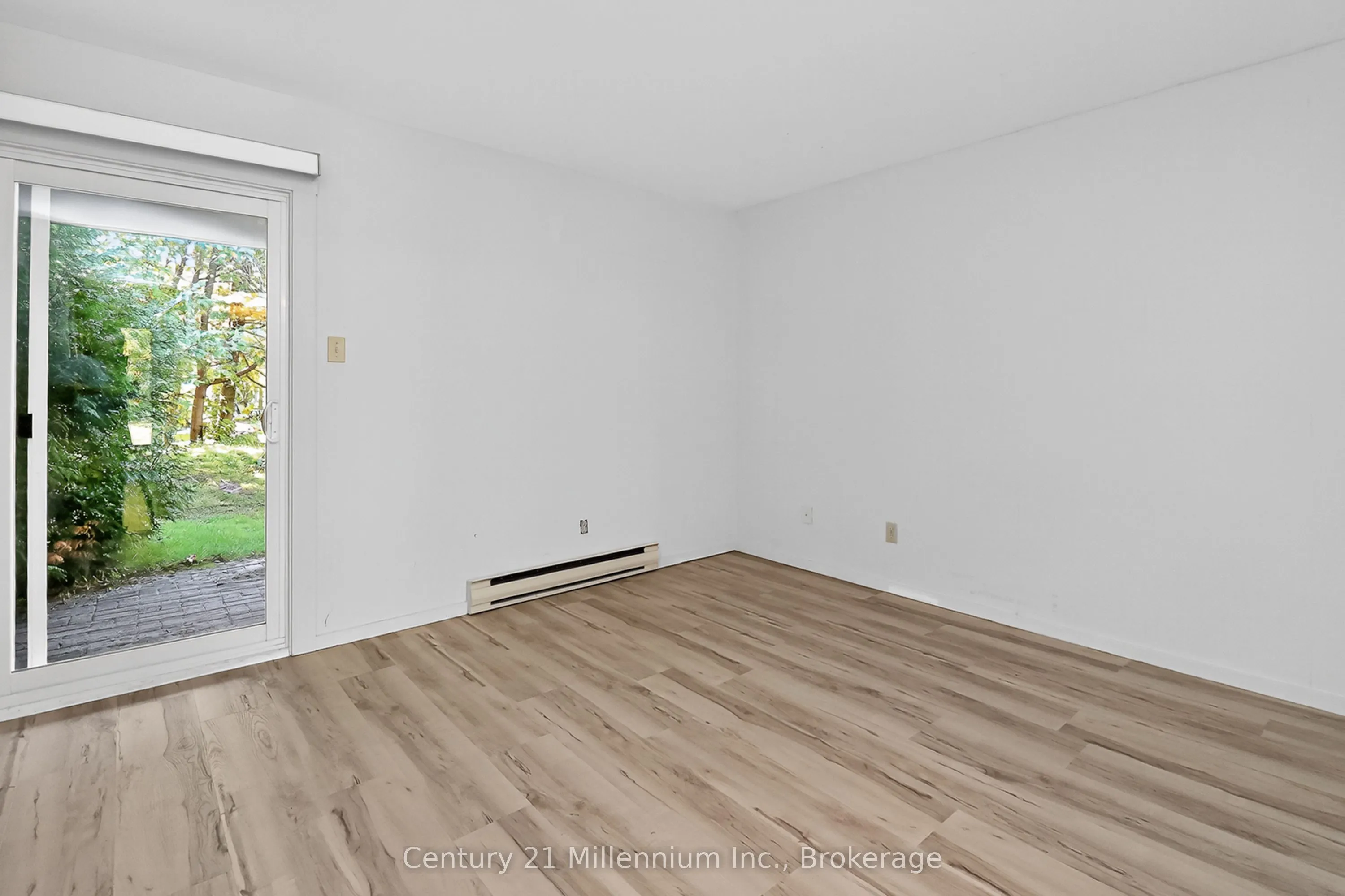 524 Oxbow Crescent, #4