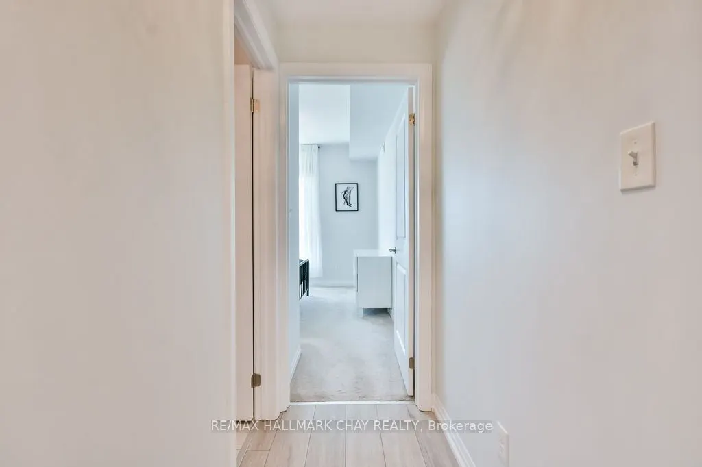 299 Cundles Road E, #507