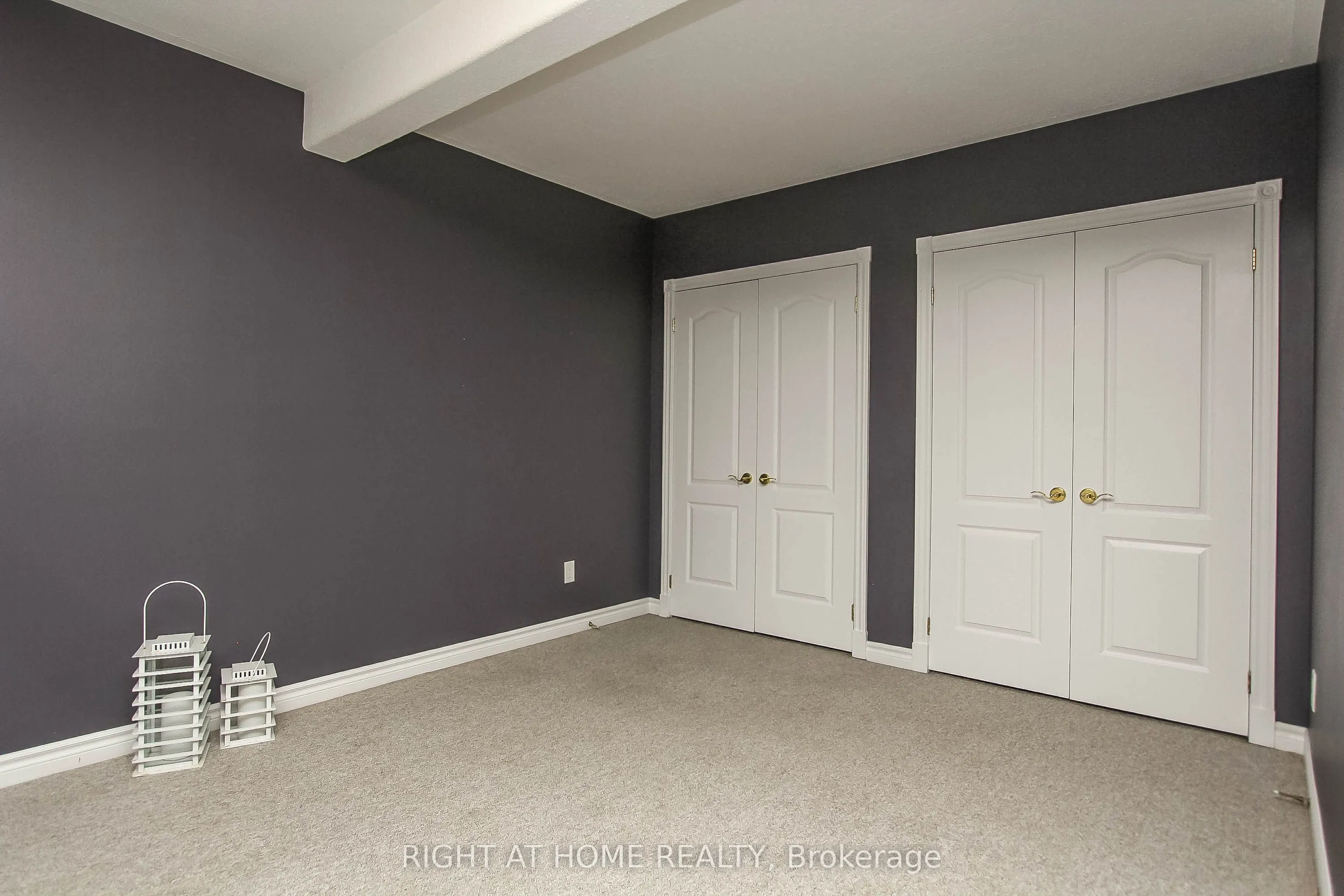 16 Deanna Drive