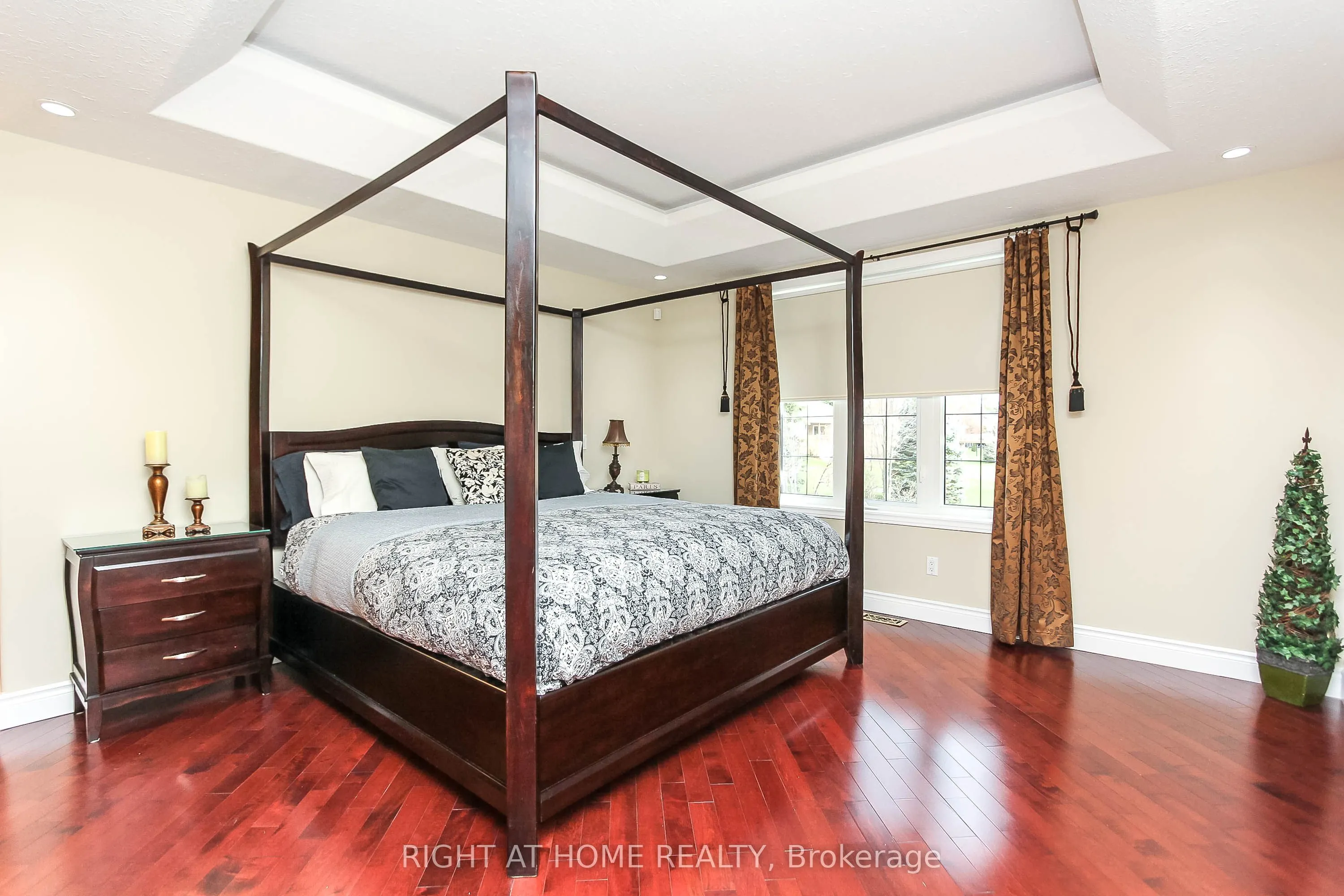 16 Deanna Drive
