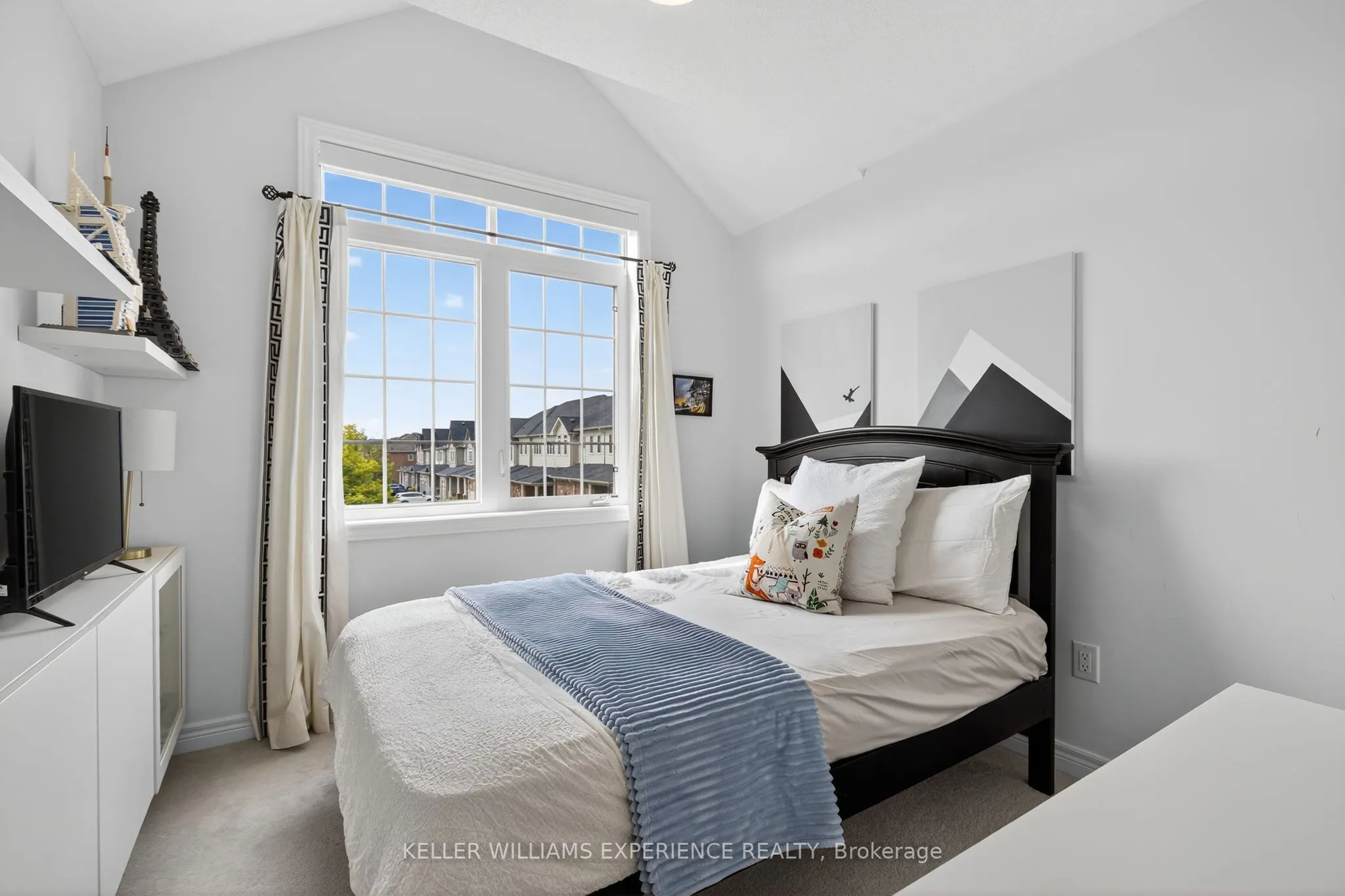 70 Pearcey Crescent