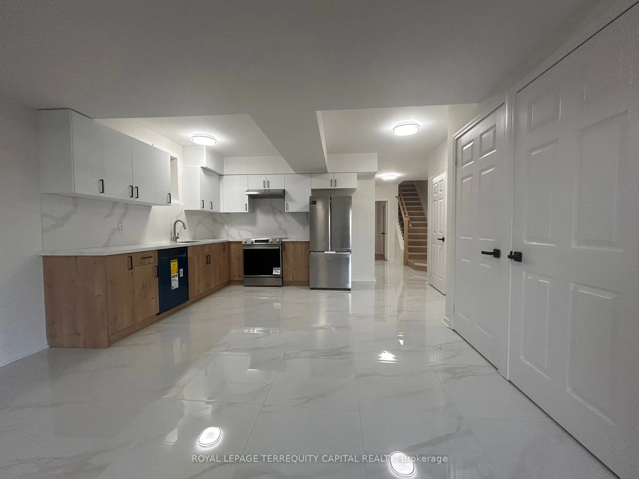 353 Edgehill Drive, #B