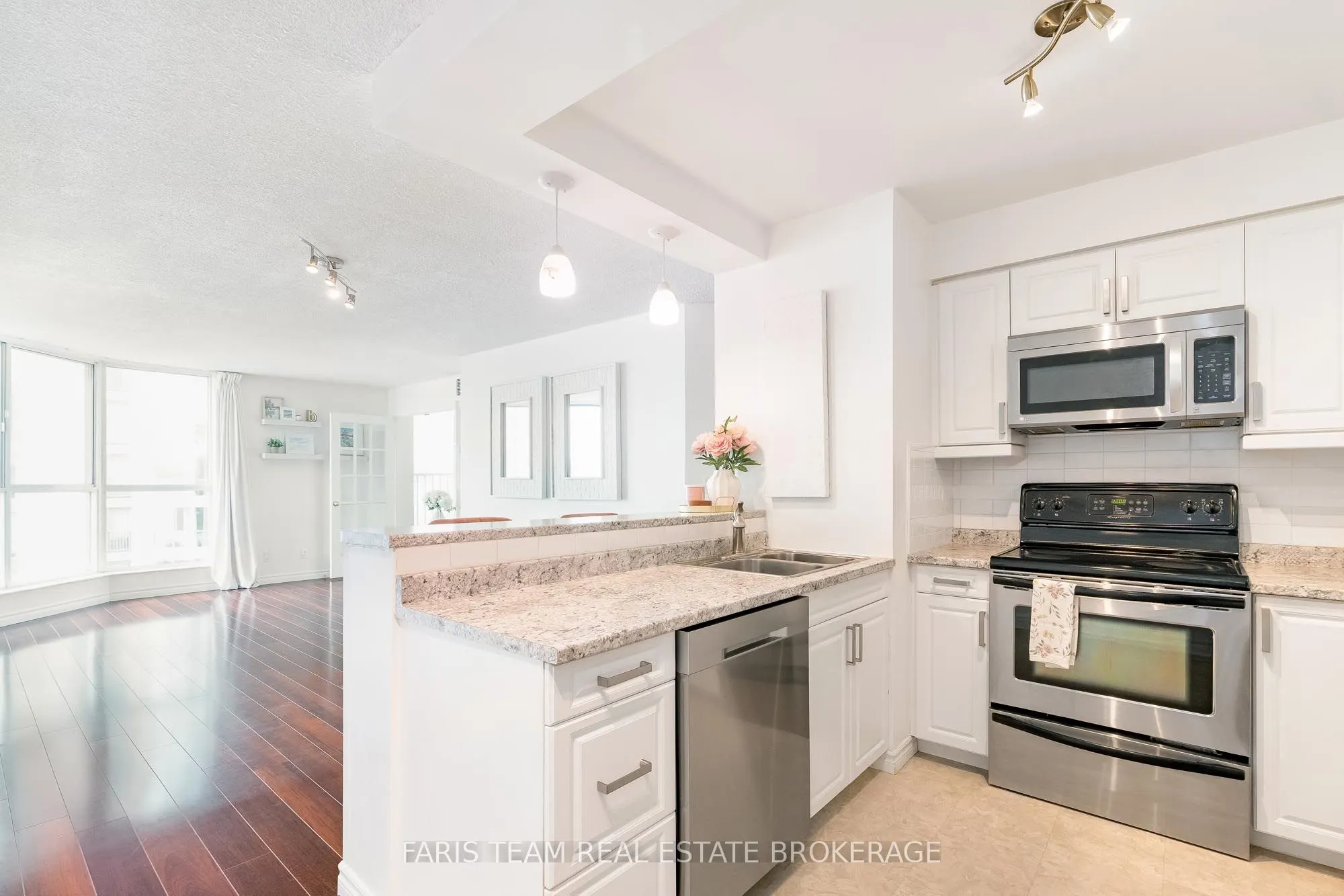 150 Dunlop Street E, #603