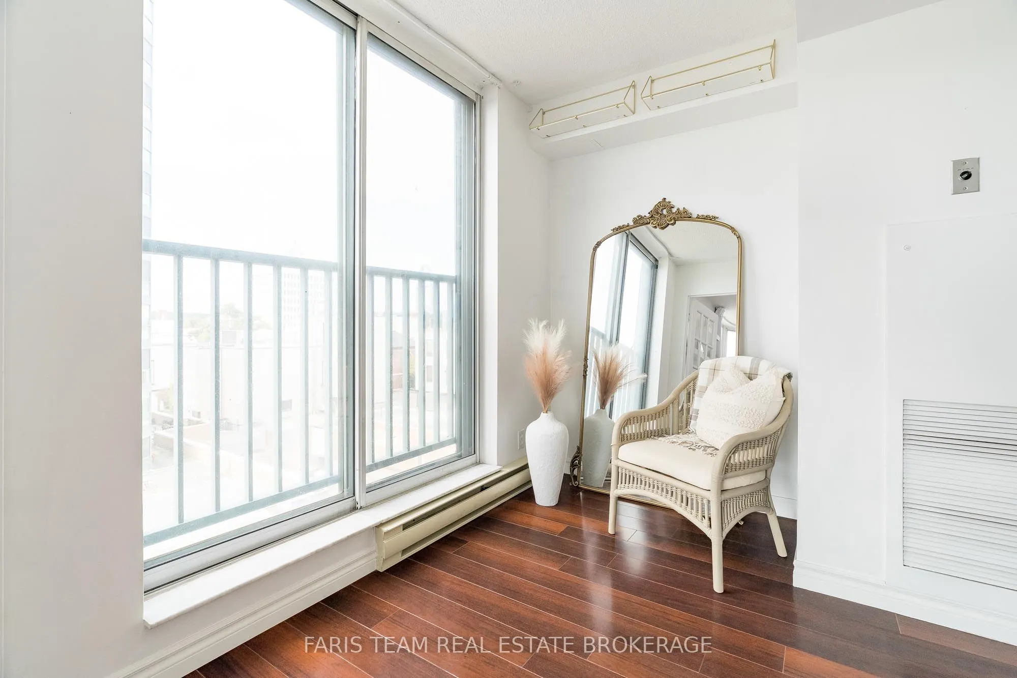 150 Dunlop Street E, #603