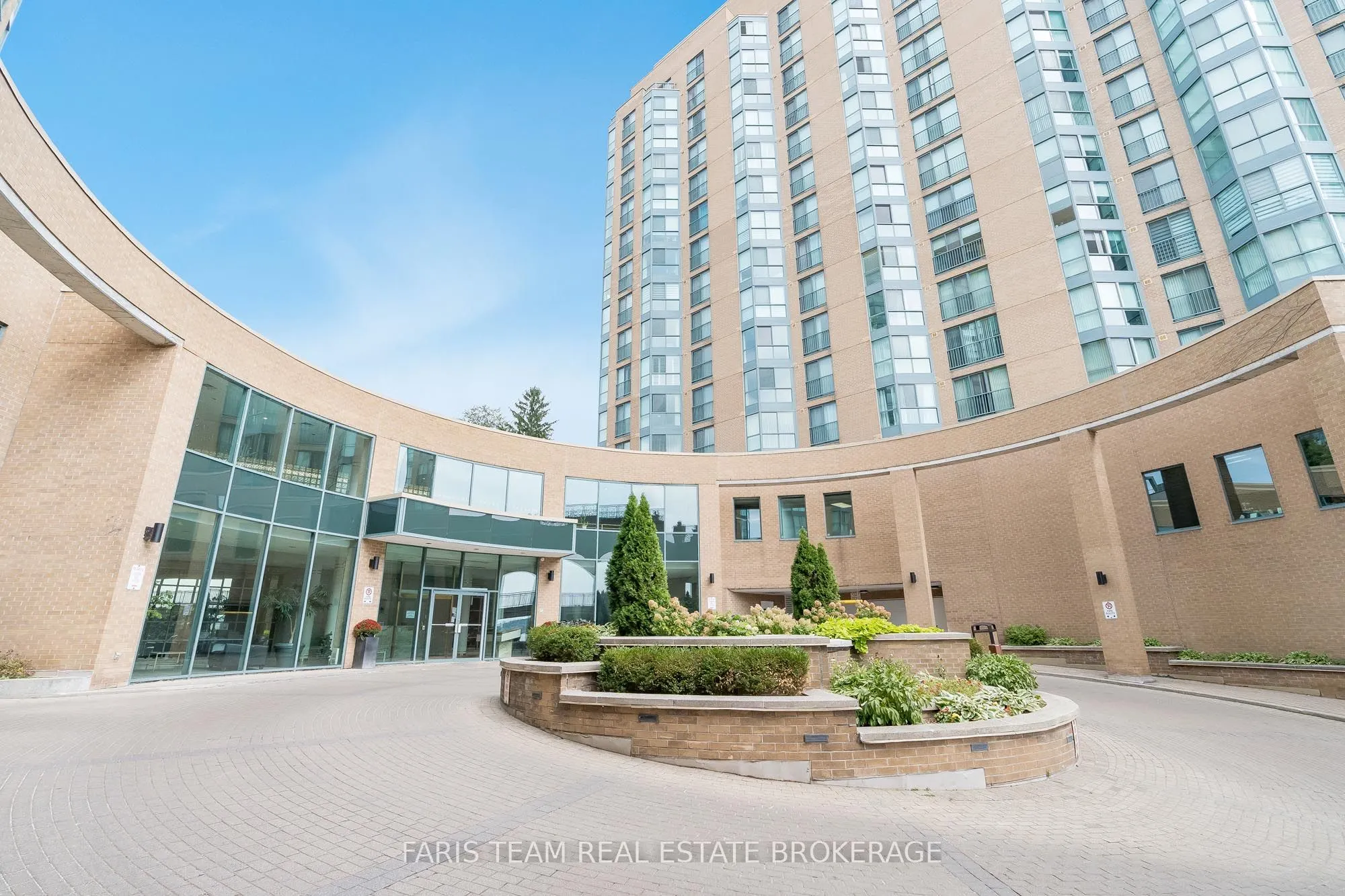 150 Dunlop Street E, #603