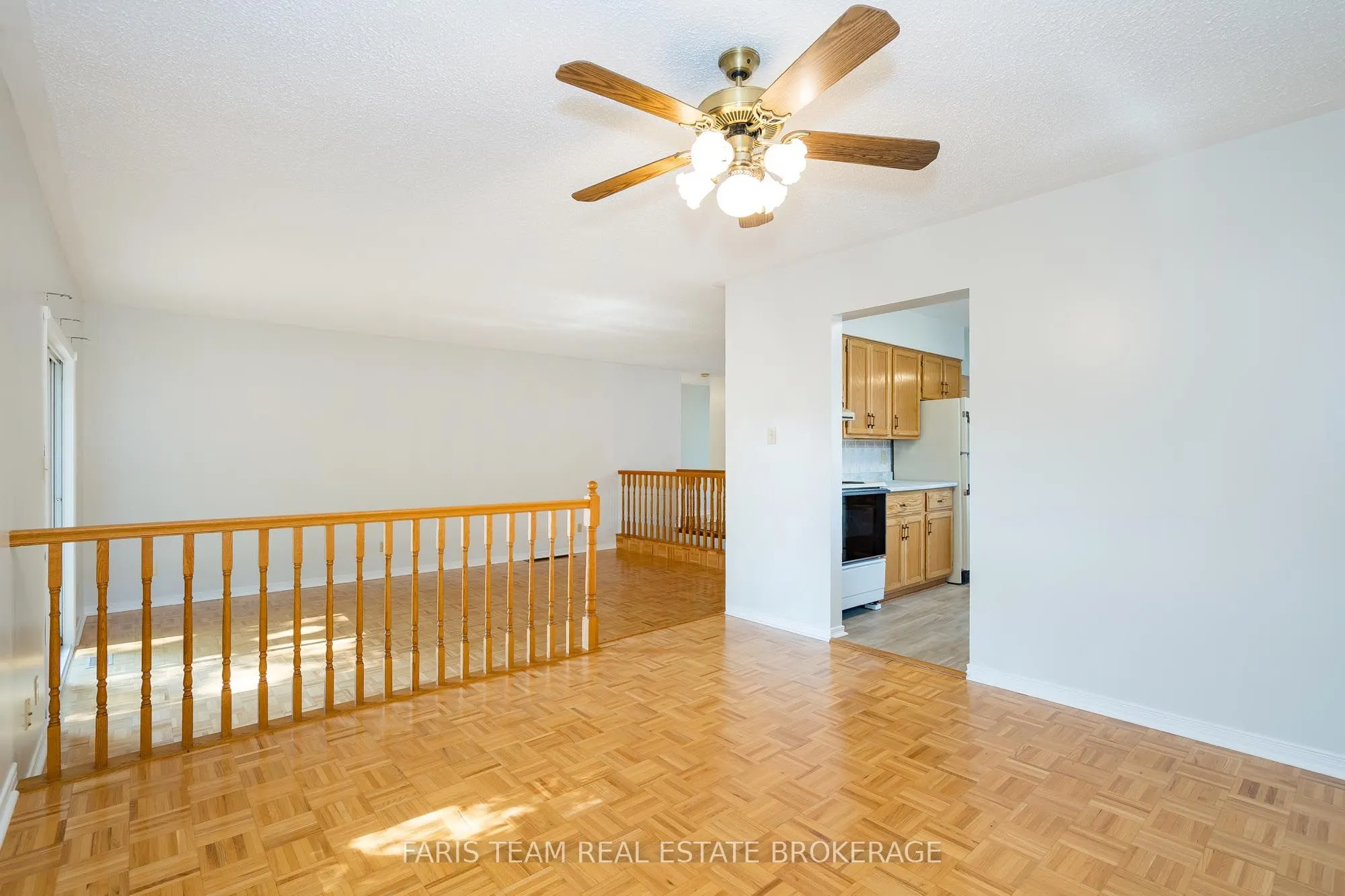 25 Bridle Road