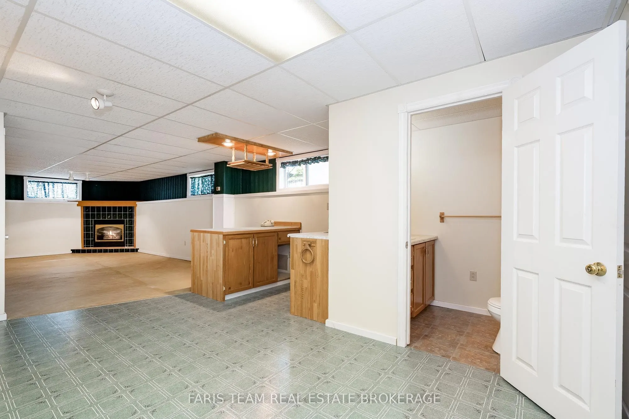 25 Bridle Road