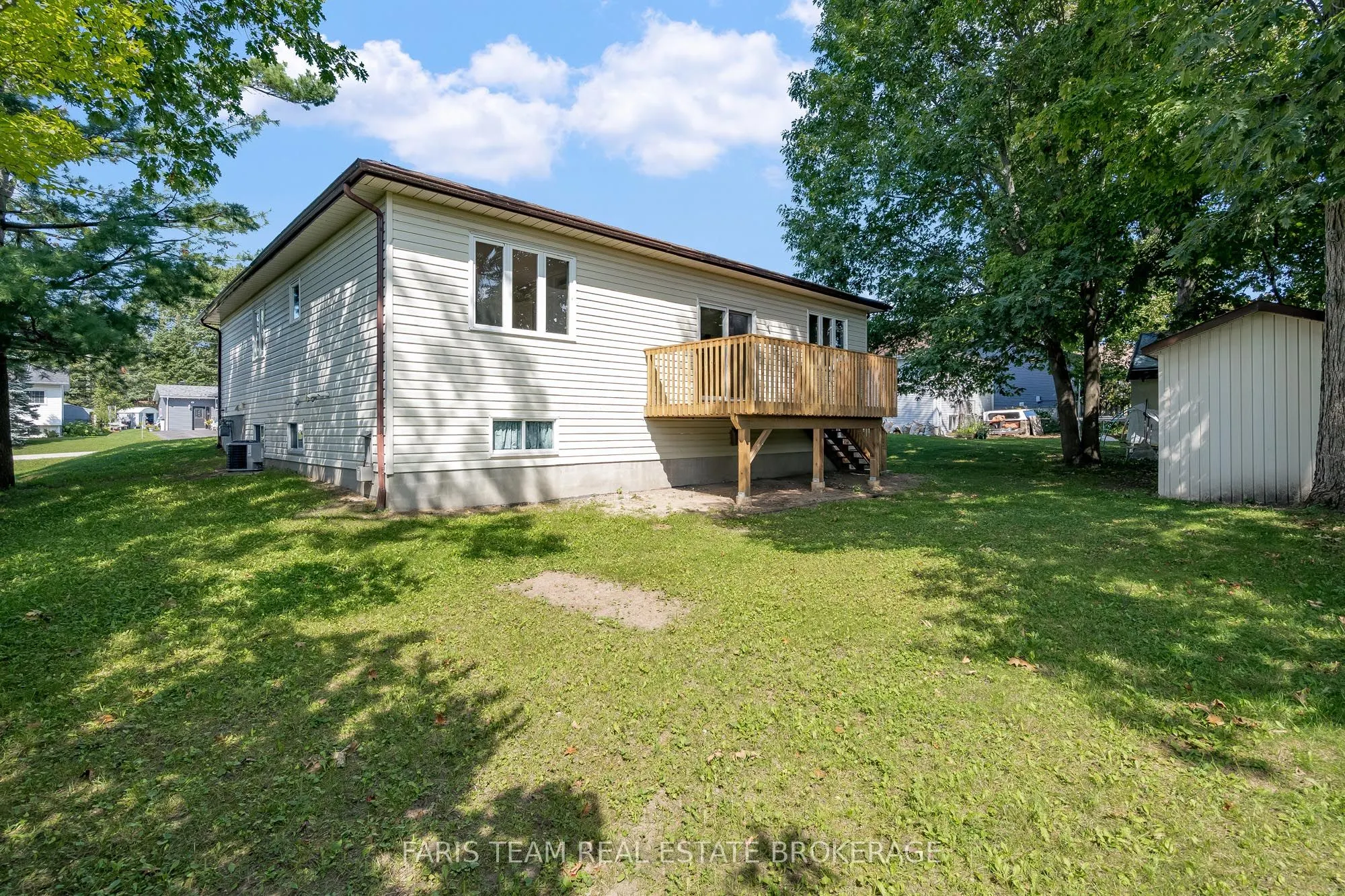 25 Bridle Road