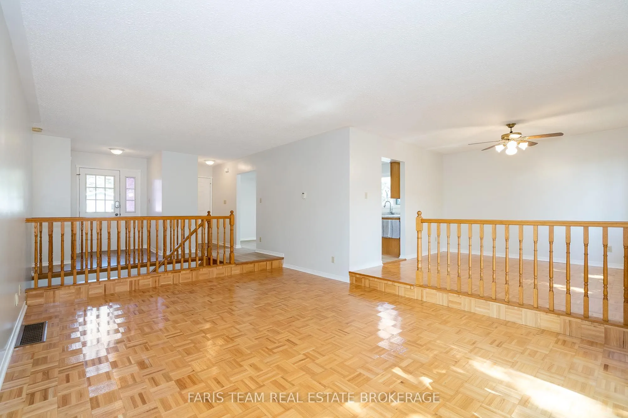 25 Bridle Road