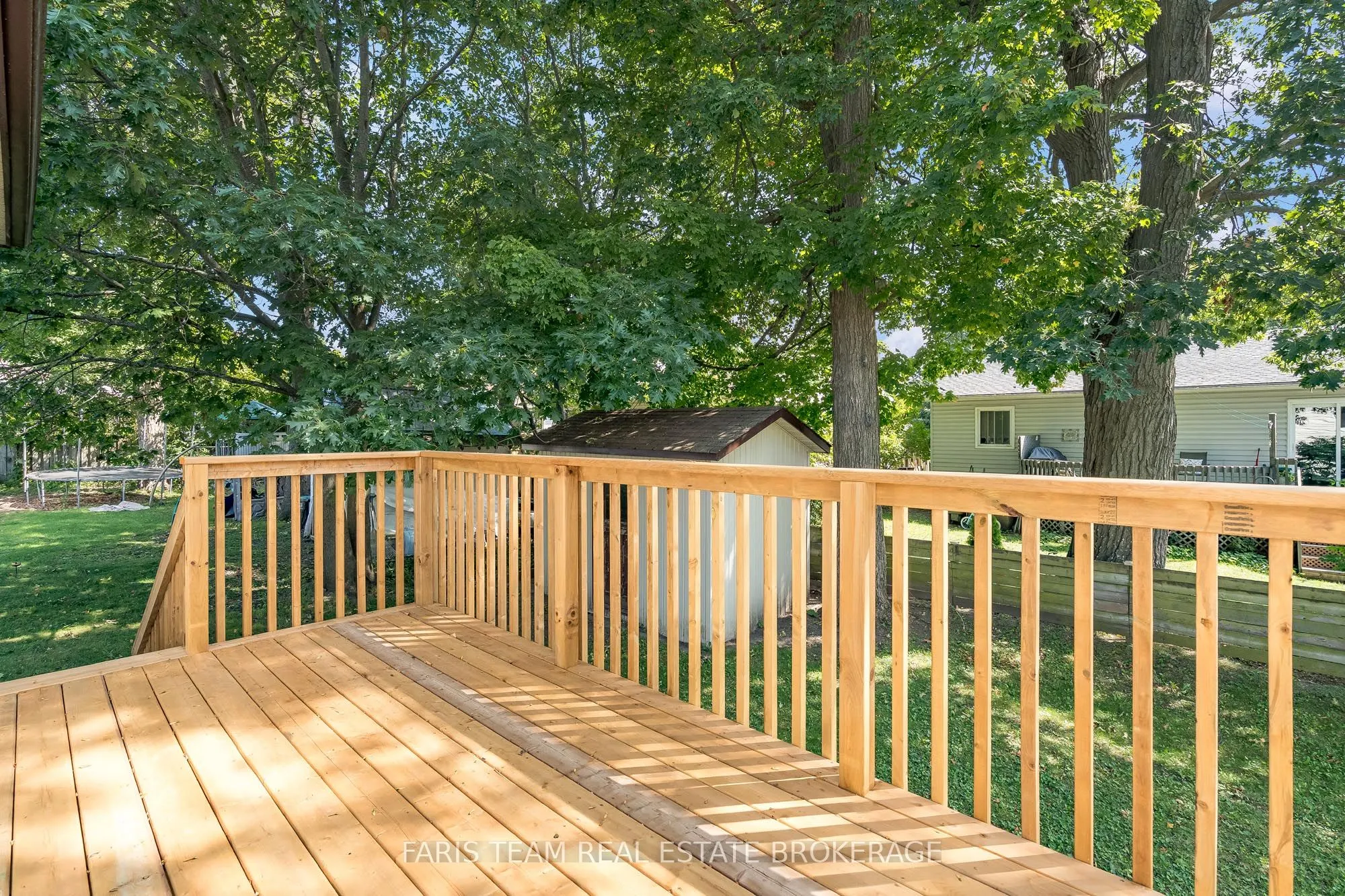 25 Bridle Road