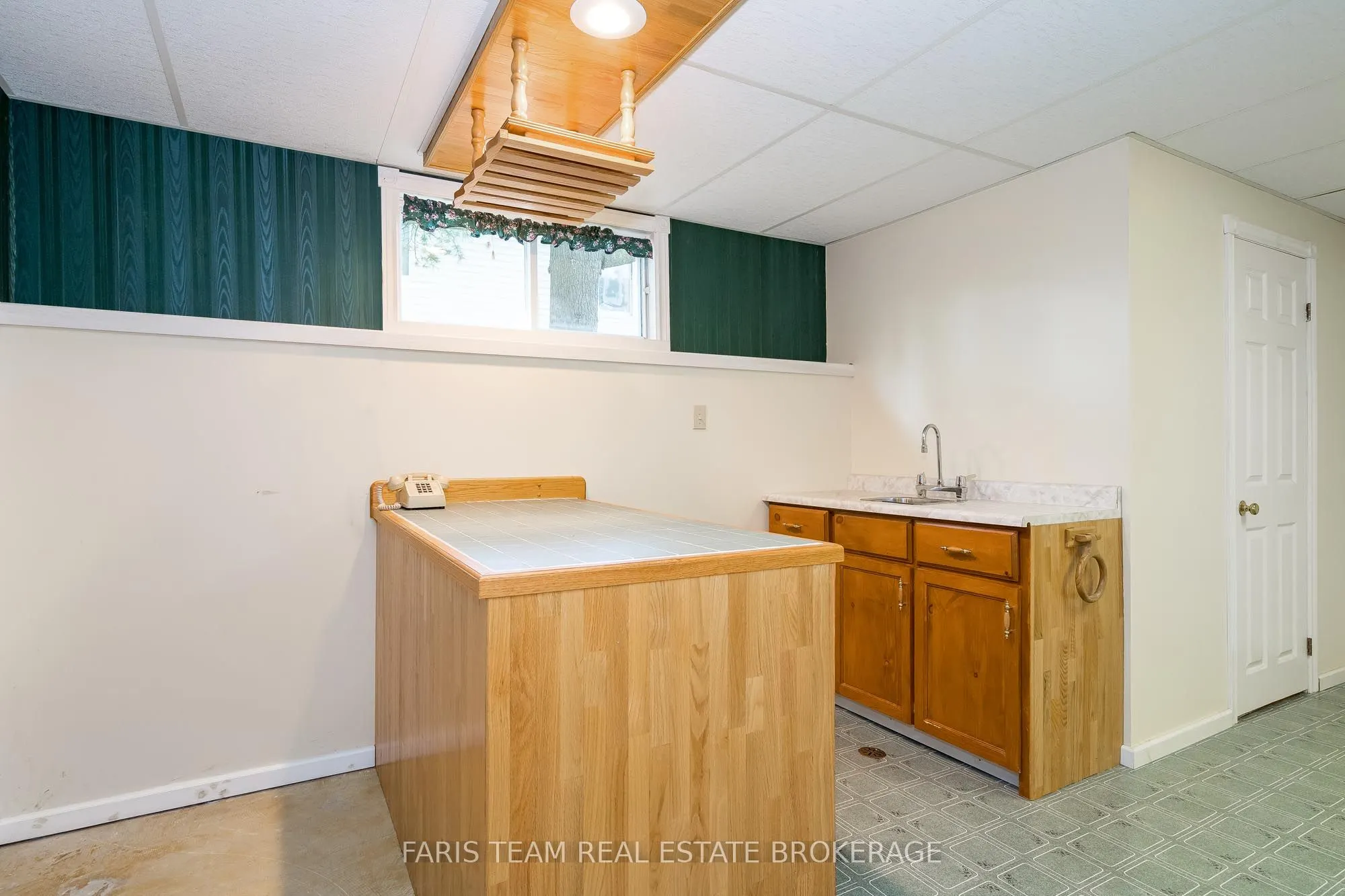 25 Bridle Road