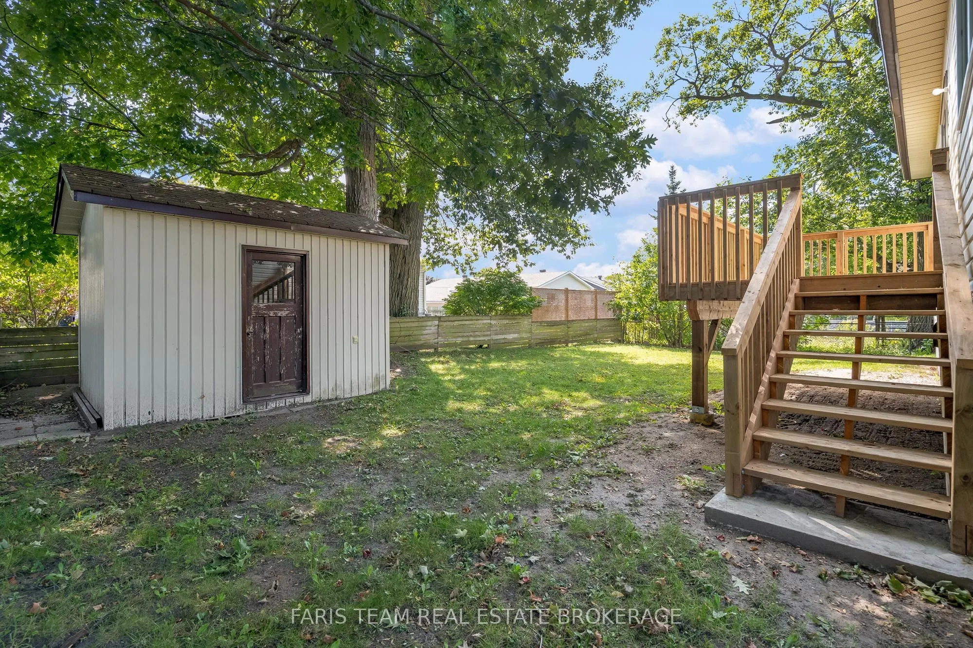 25 Bridle Road