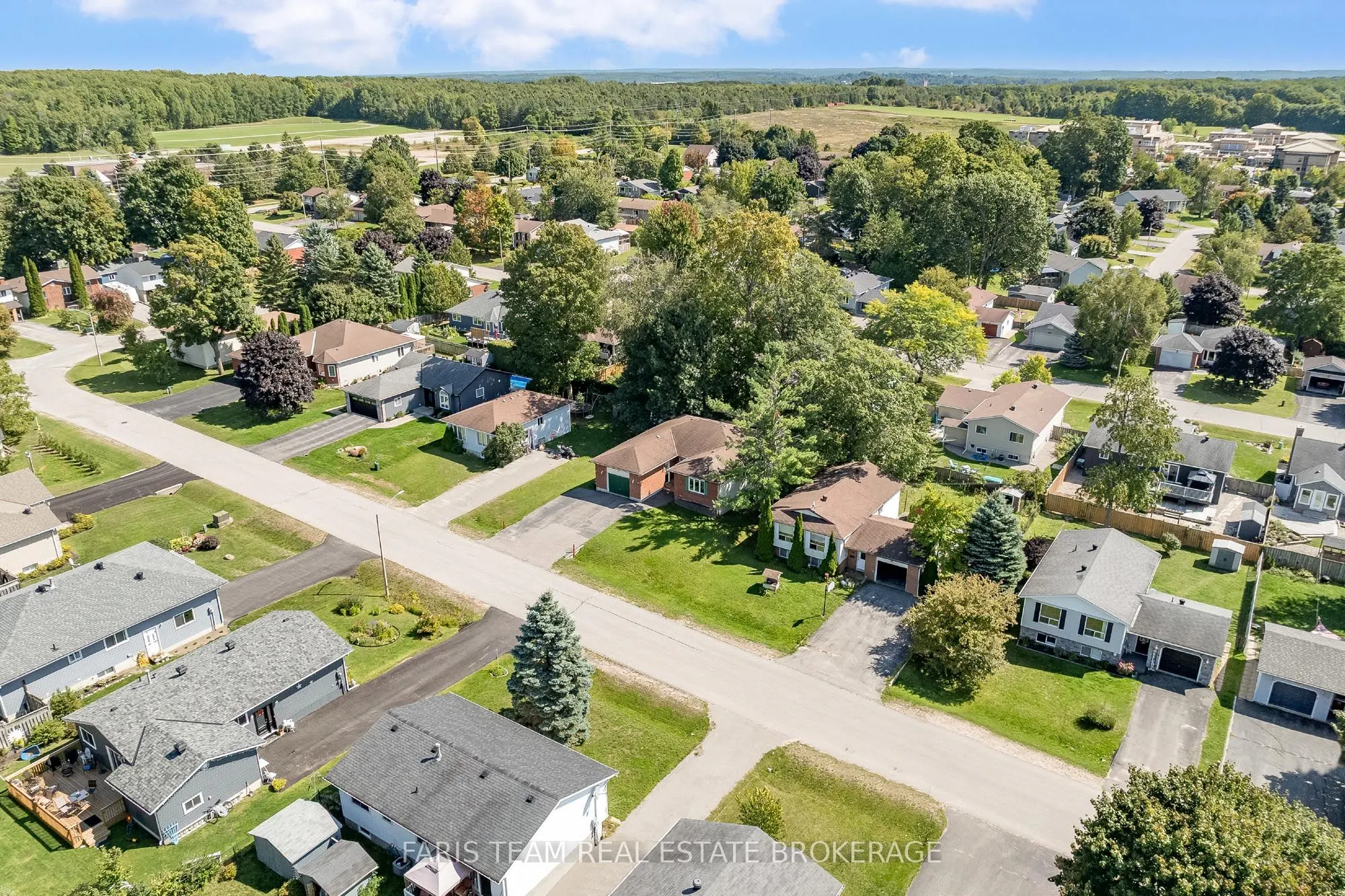 25 Bridle Road