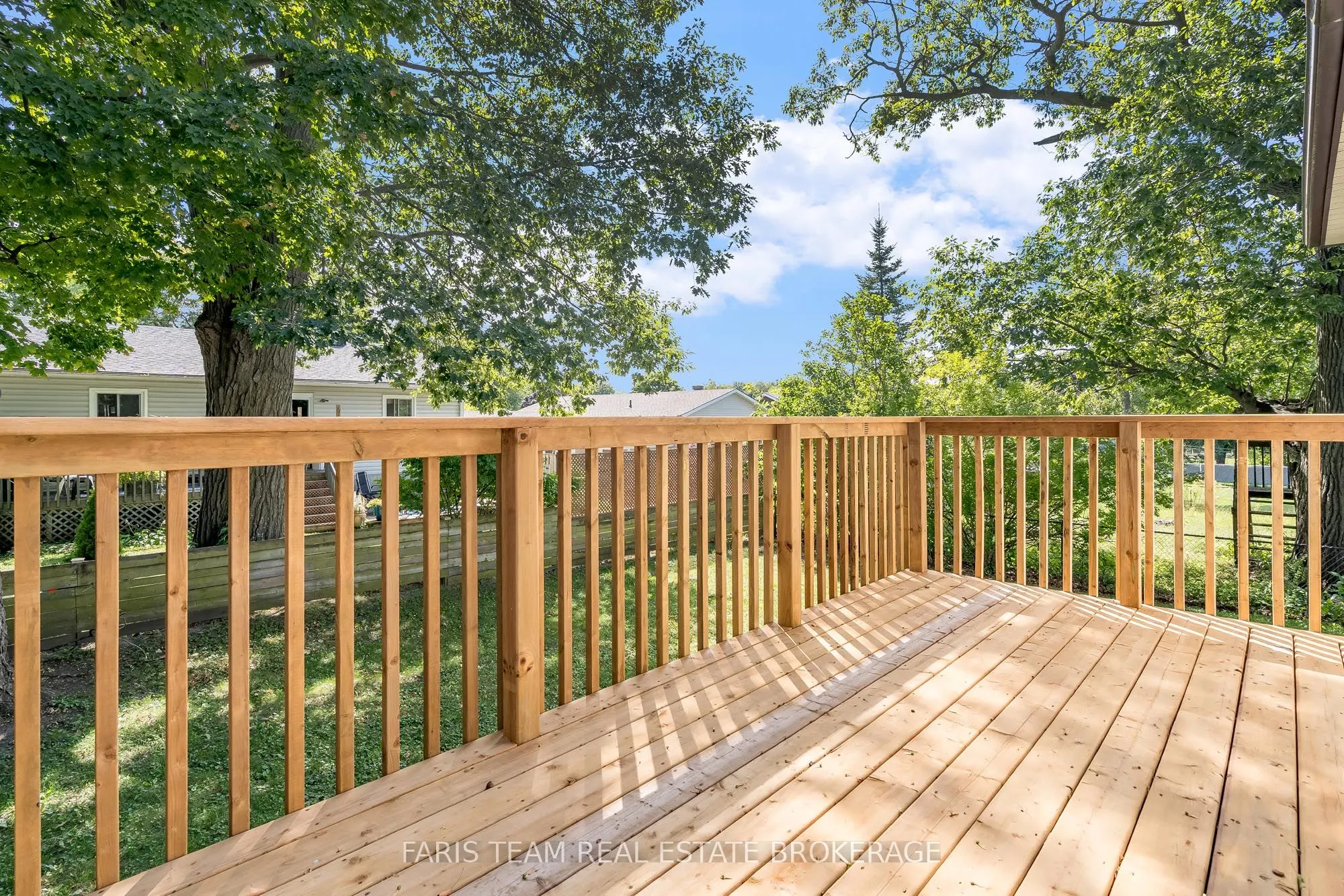 25 Bridle Road