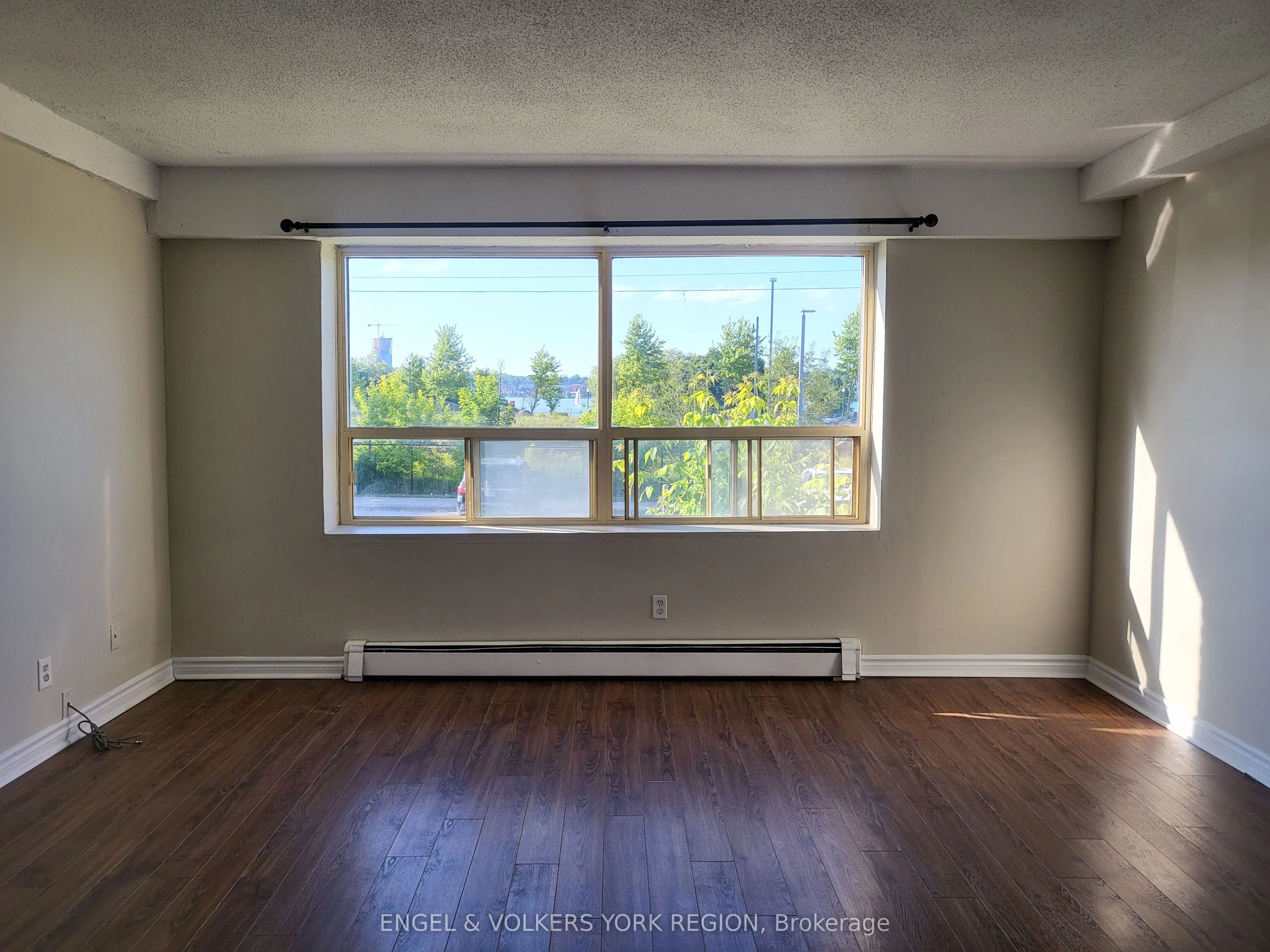 109 Gowan Street, #202